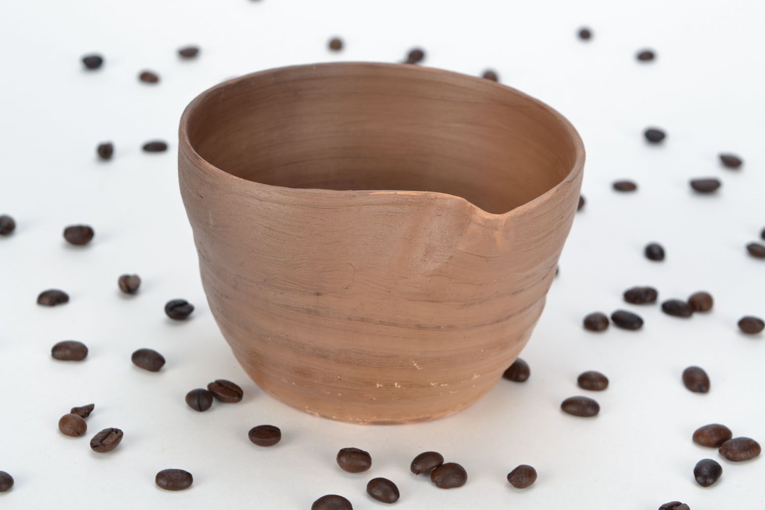 Tazza in ceramica decorativa fatta a mano calice in argilla utensili da cucina
 foto 1