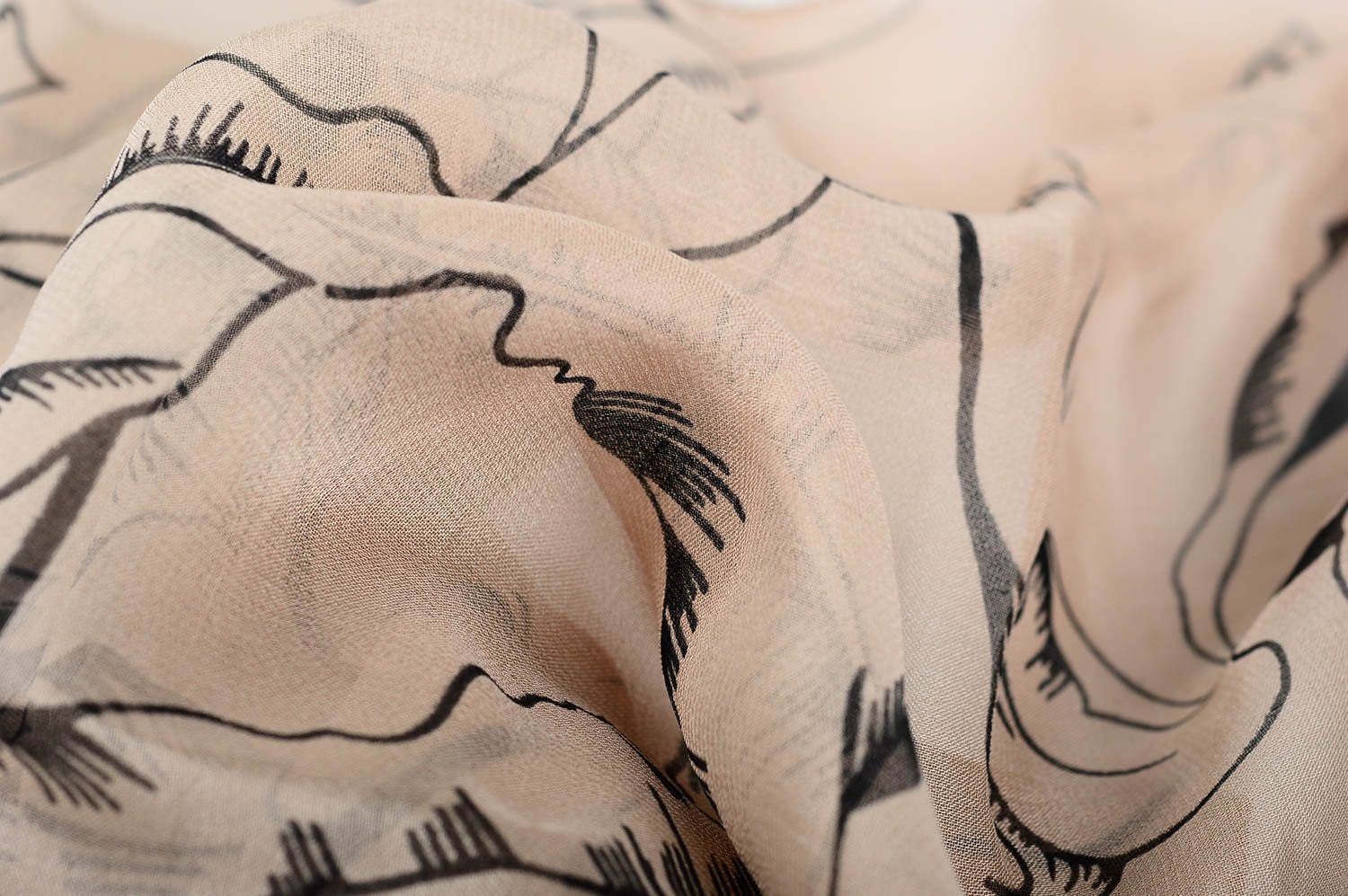 Шарф ручной работы женский шарф легкий шифоновый шарф серый с узорами красивый фото 3