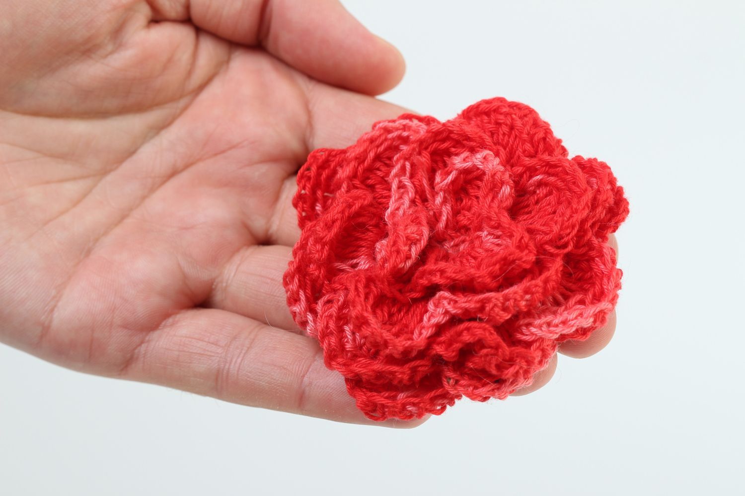 Fleur au crochet faite main Fourniture bijoux rouge en coton Création bijoux photo 5