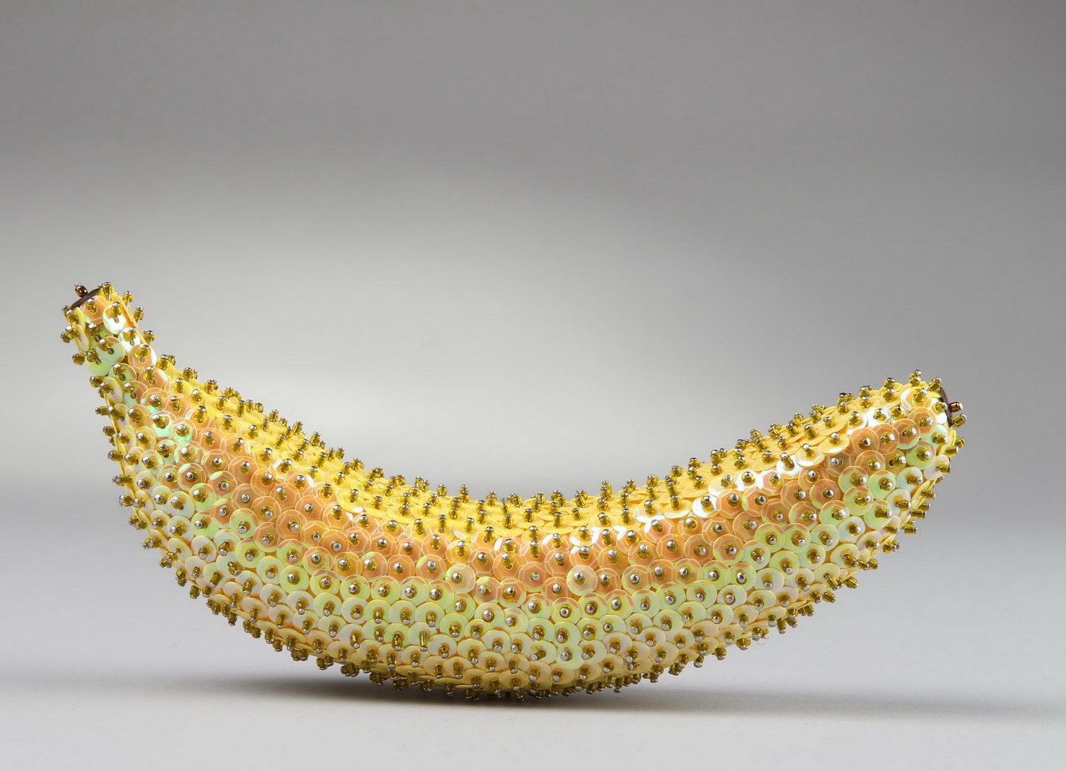 Banane artificielle décorée faite main photo 3