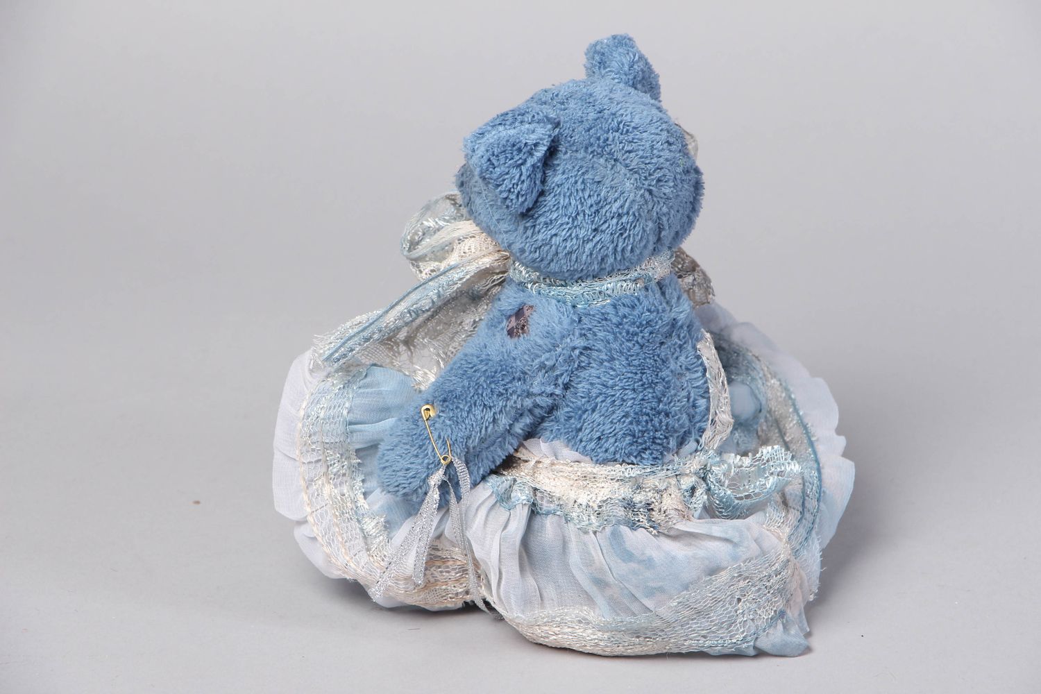 Мягкая игрушка ручной работы из ткани Голубой медведь фото 3