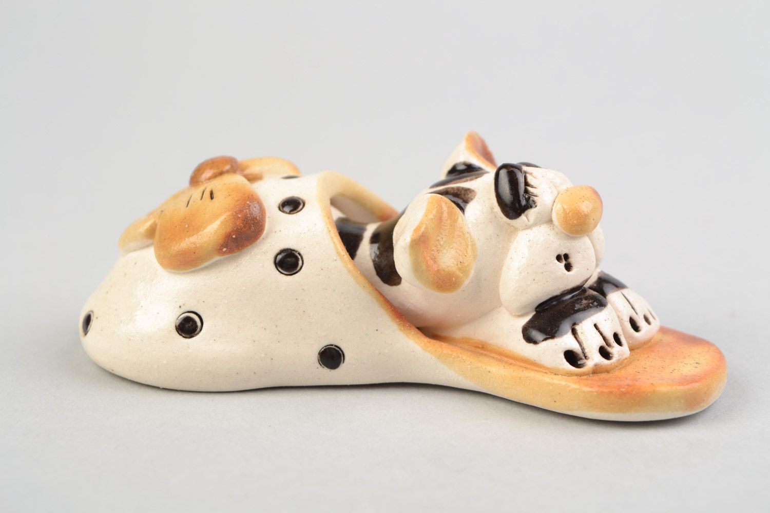 Handmade small decorative glazed ceramic figurine of kitten in slipper photo 1