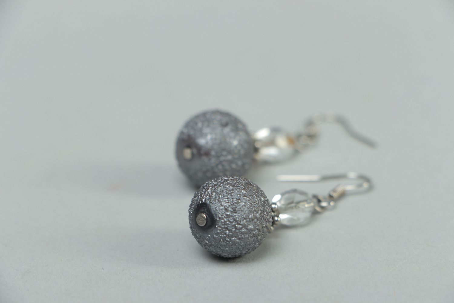 Dangle earrings with gray beads photo 2