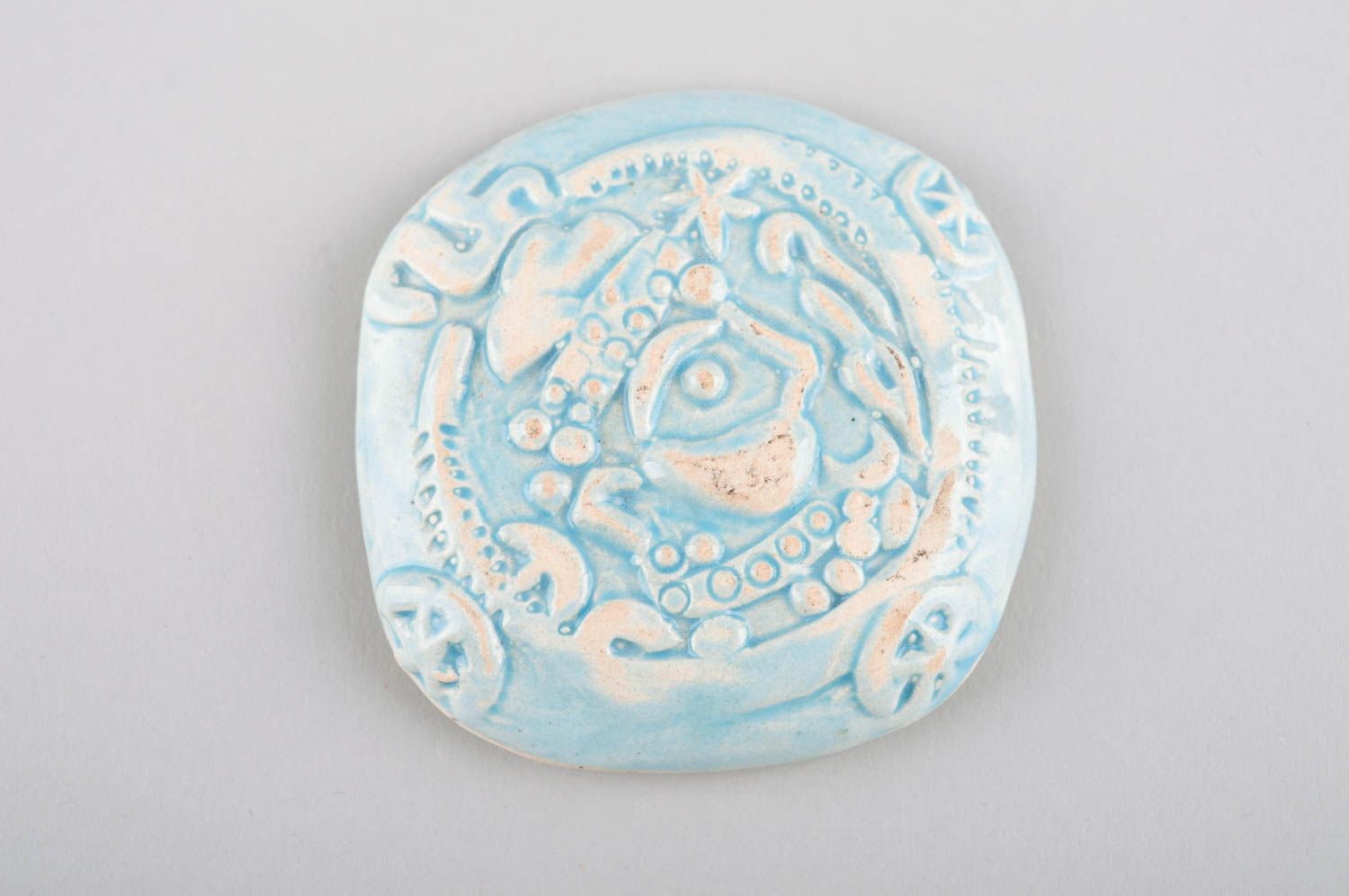 Магнит ручной работы глиняный сувенир голубой магнитик на холодильник море фото 2