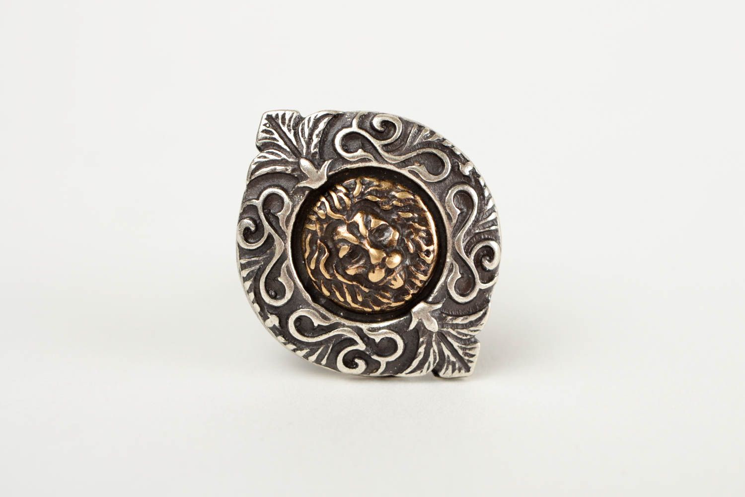Кольцо ручной работы металлическое украшение золотой лев женский перстень фото 3