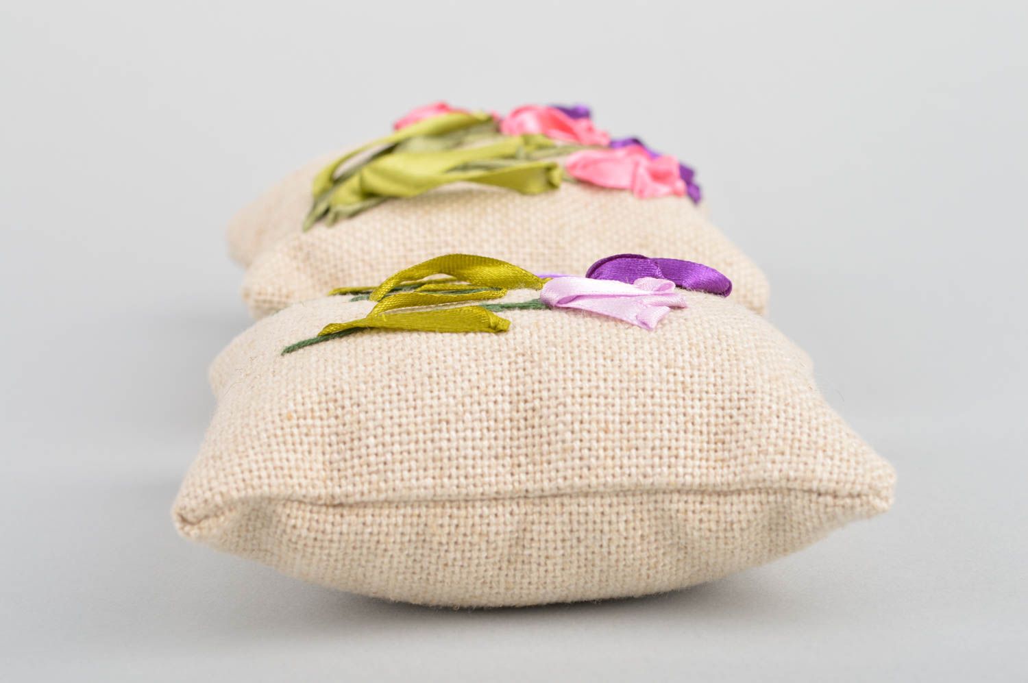 Мягкие подушечки саше ароматизированные с травами ручной работы для декора 2 шт фото 5