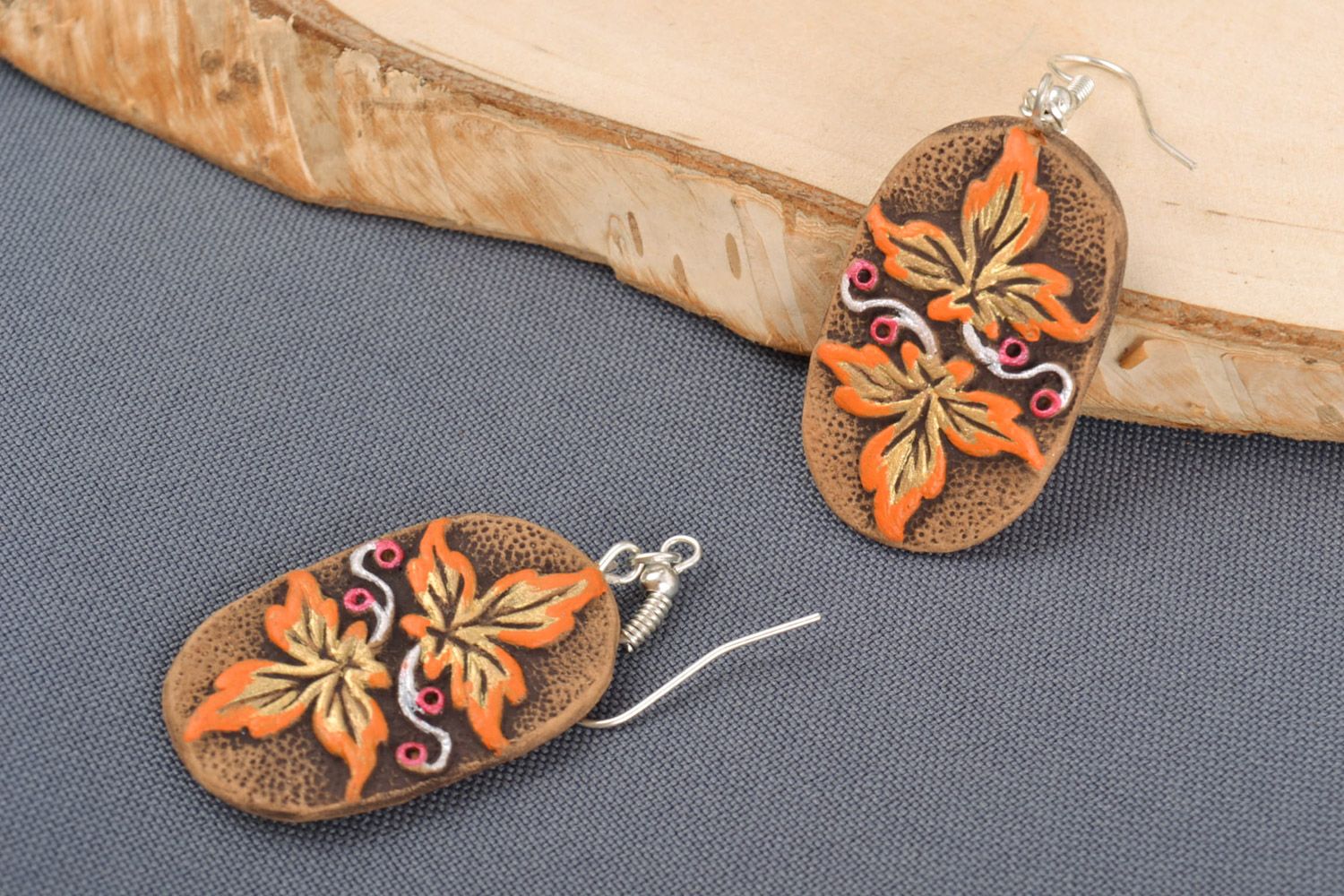 Handmade clay oval earrings painted with acrylics for women photo 1