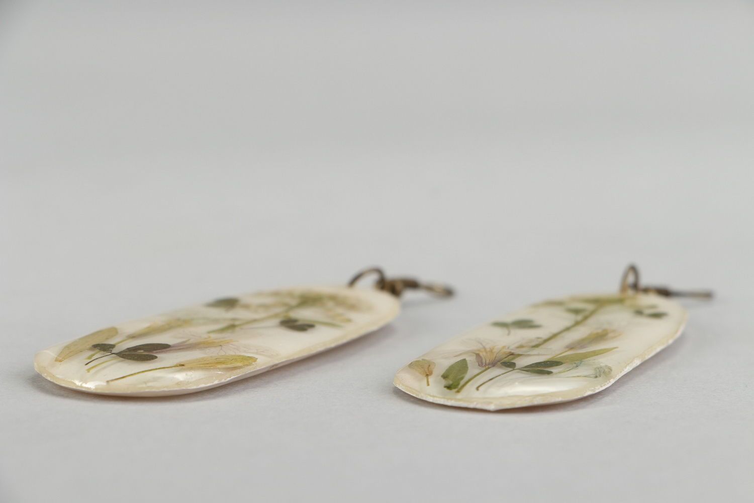 Earrings with epoxy Floral photo 3