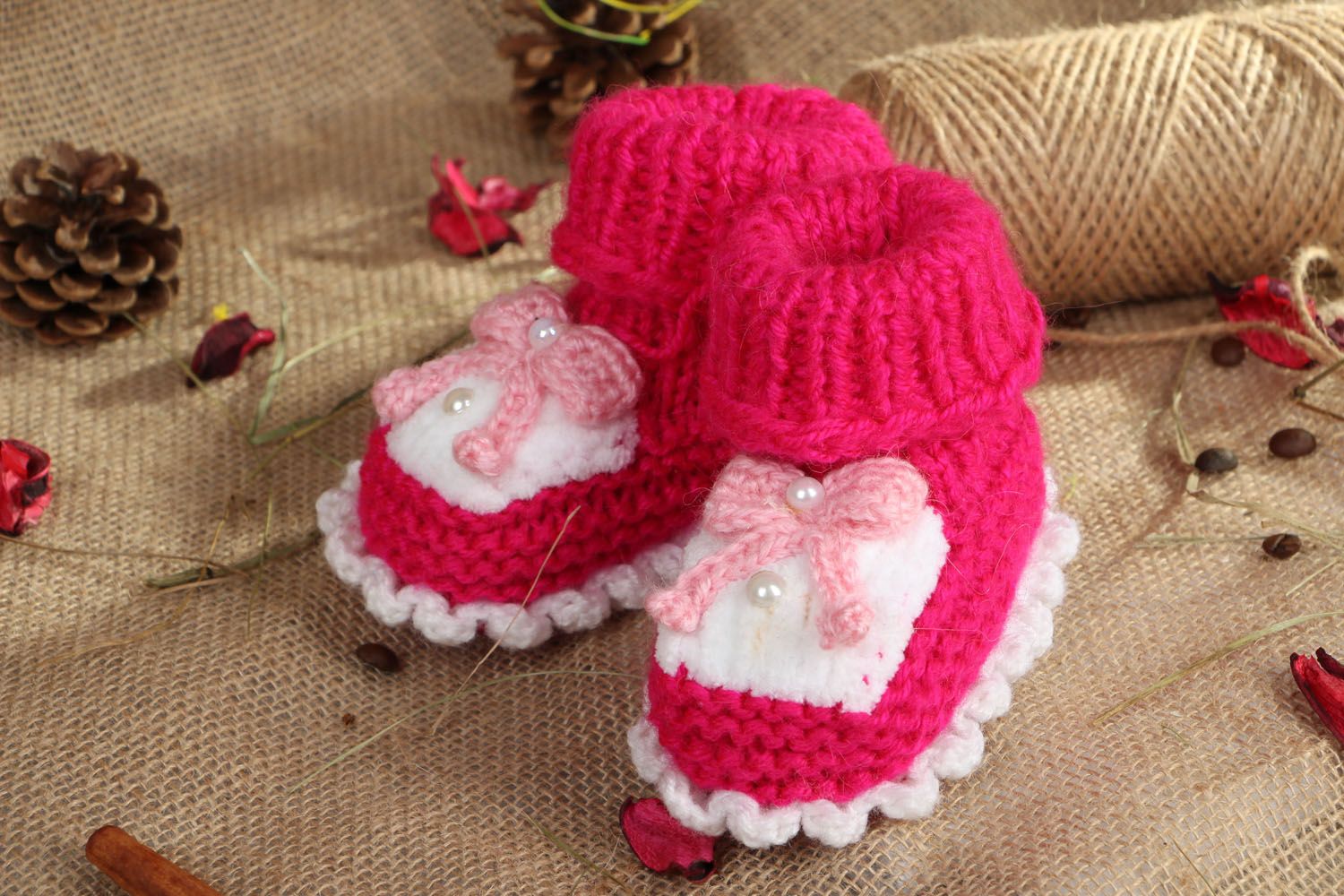 Knitted baby booties with bows photo 5