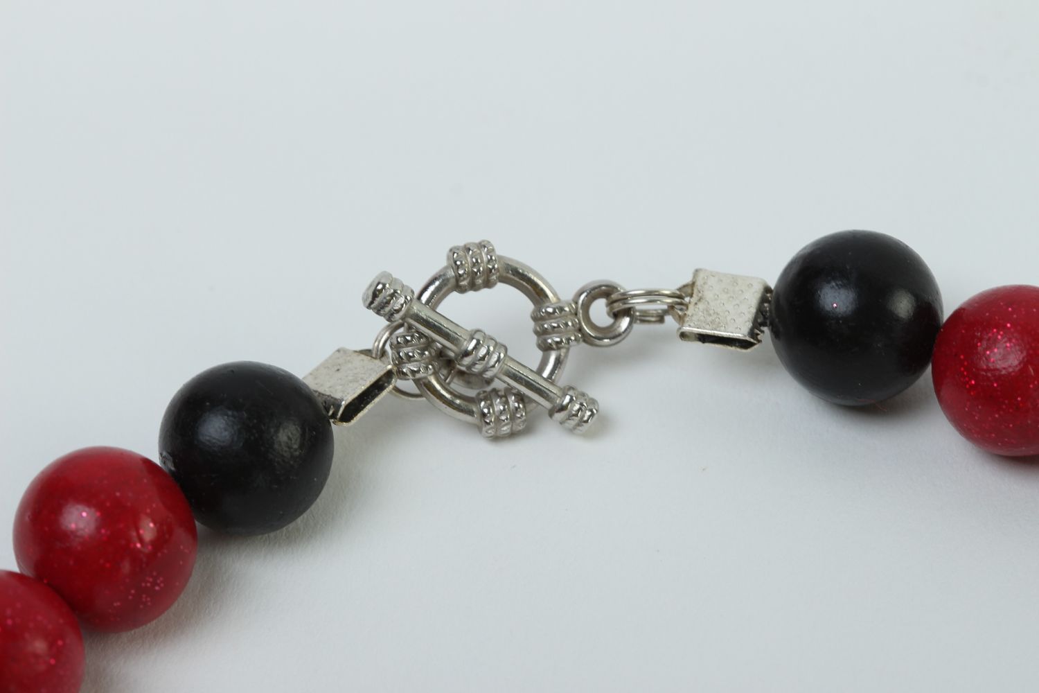 Collier rouge et noir Bijou fait main perles en pâte polymère Cadeau pour femme photo 5