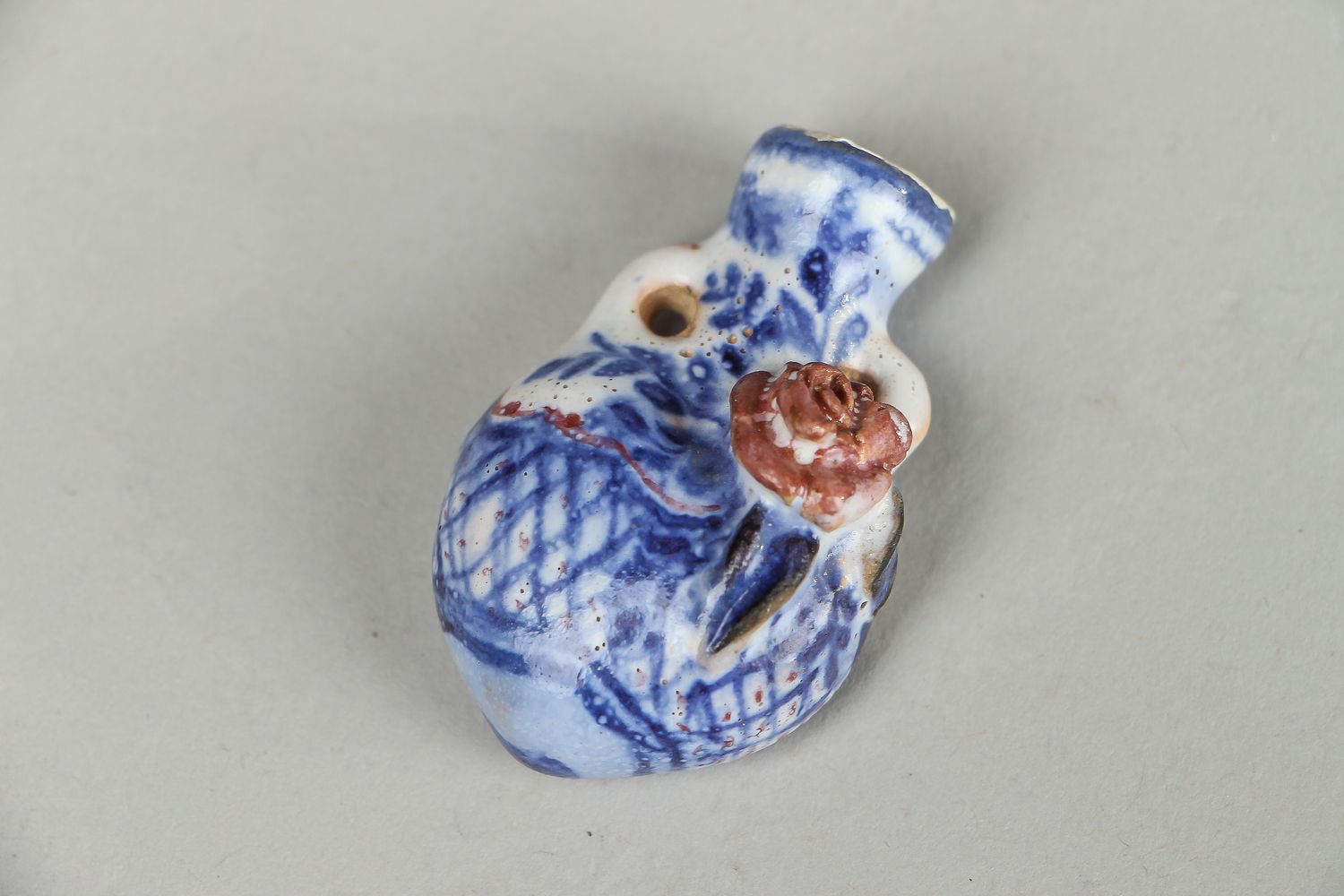 Petit vase en céramique bleu blanc fait main photo 1