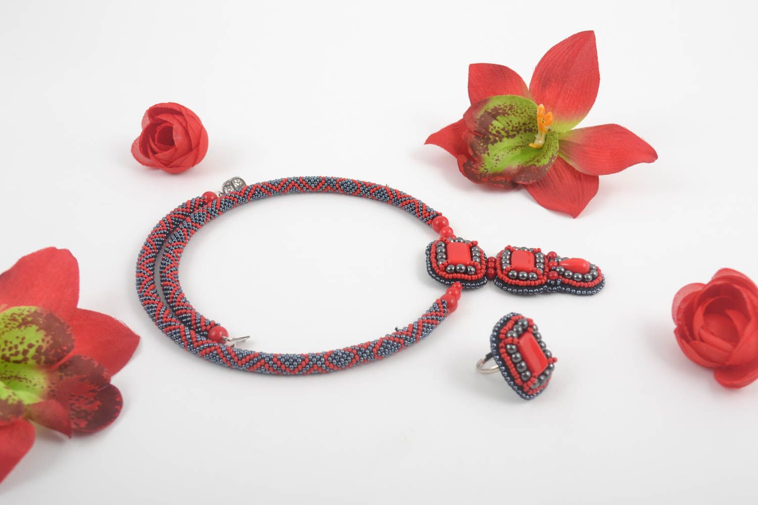 Stylish handmade beaded ring beaded cord necklace artisan jewelry designs photo 1
