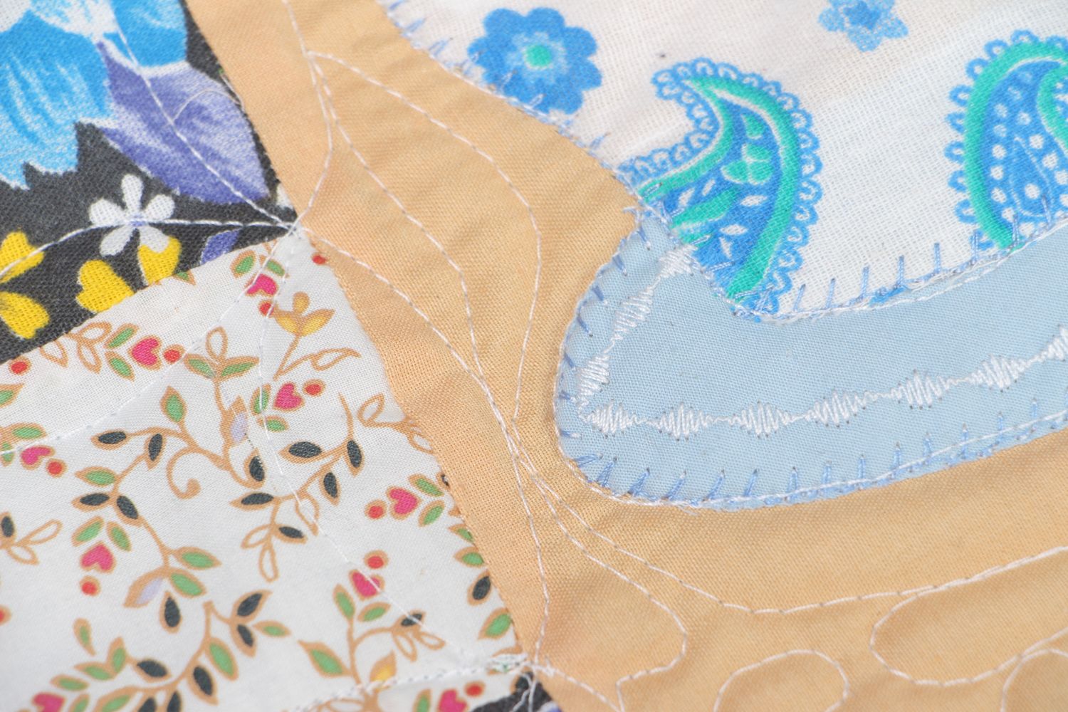 Napperon de table en patchwork fait main bleu beige en coton décoration de table photo 2