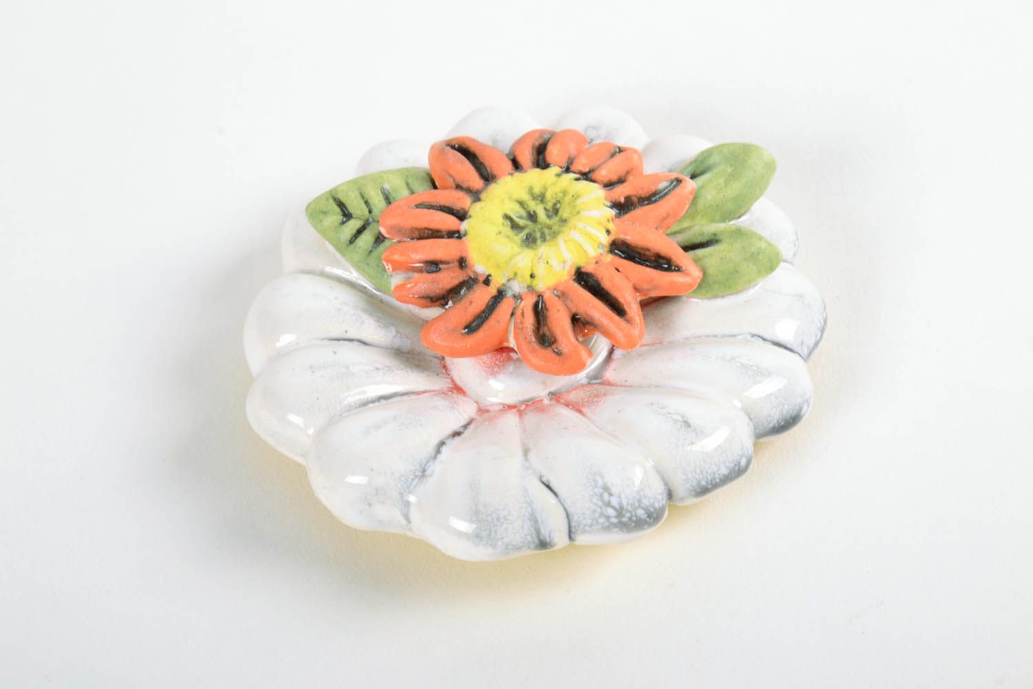 Dekorativer Magnet auf Kühlschrank Blume foto 3