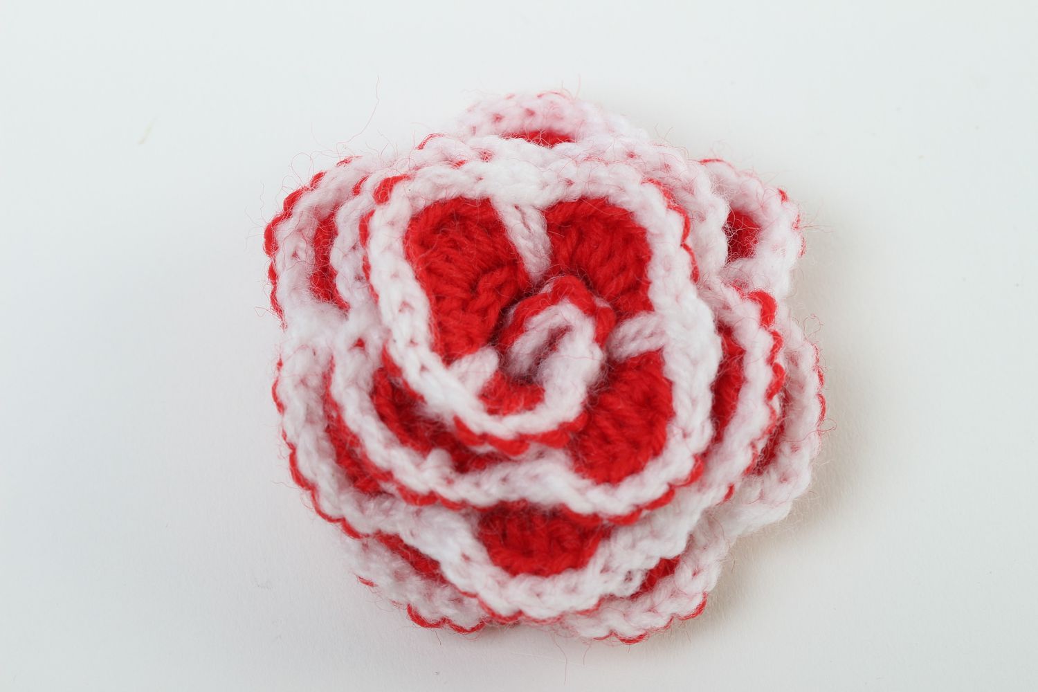 Handmade crocheted flower crochet roses decorative flower jewelry supplies photo 2