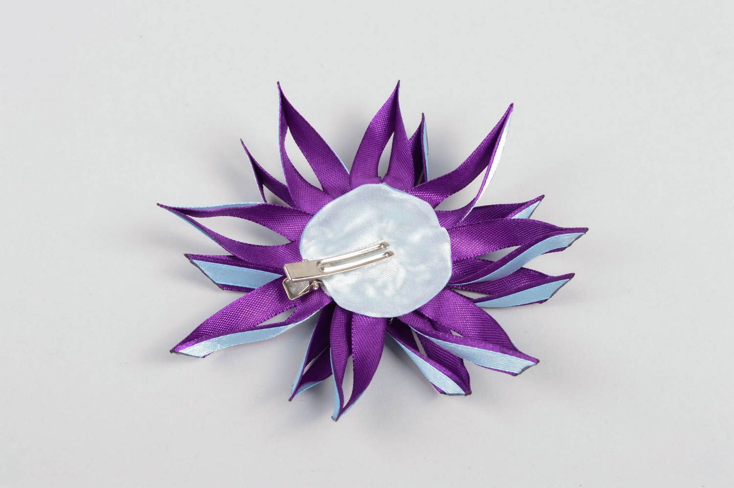 Blau violette Blume Haarspange handgemachter Schmuck Accessoire für Mädchen foto 3