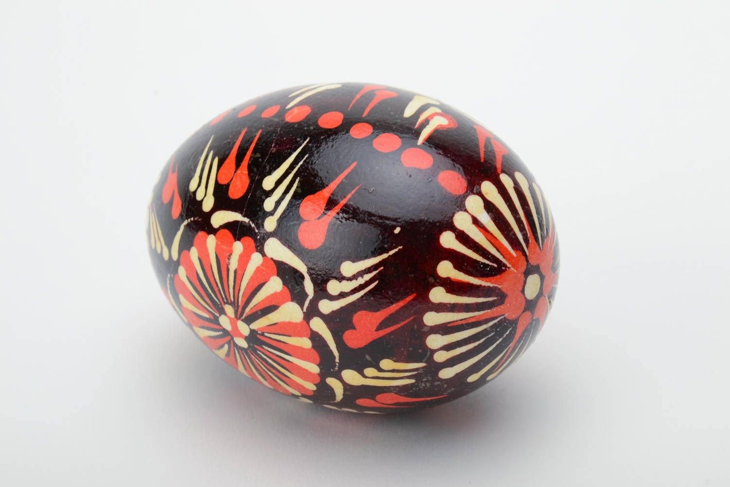 Handmade traditional Easter egg with drop shaped pattern painted in Lemkiv style photo 4