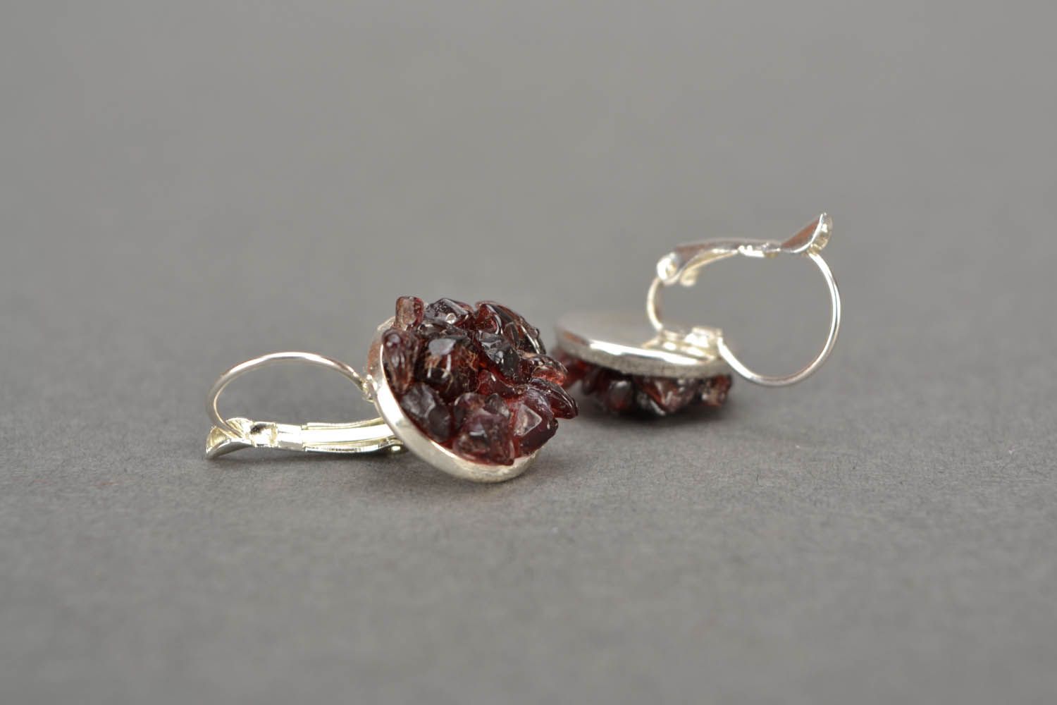 Earrings with garnet stone photo 5