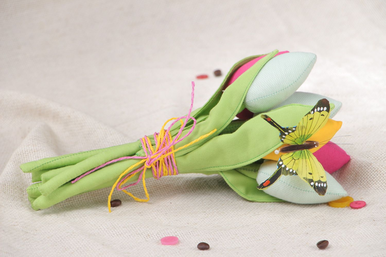 Букет тюльпанов из ткани декоративные цветы ручной работы фото 5