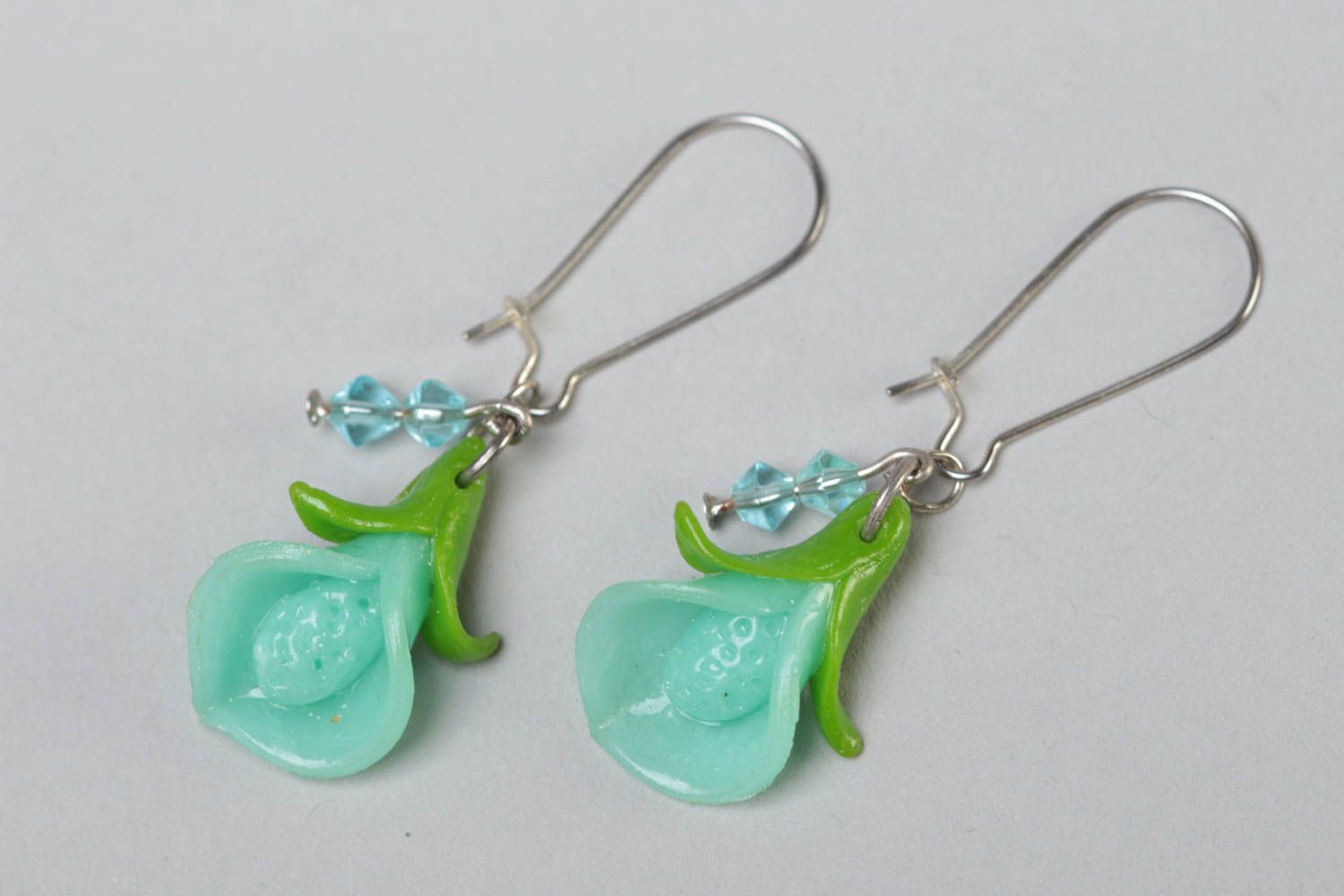 Handmade summer dangling earrings with polymer clay flowers of mint color shade photo 2