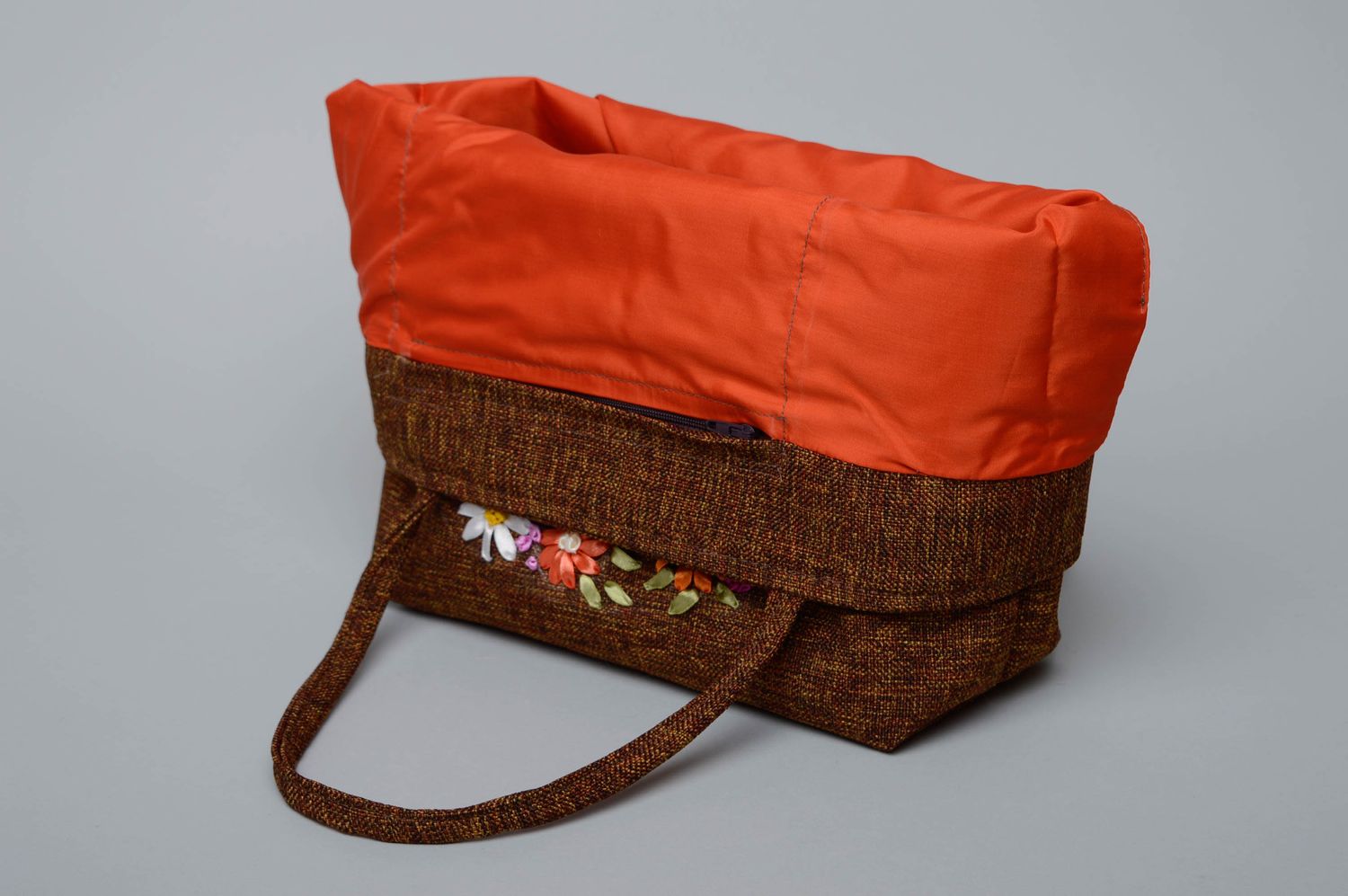 Fabric bag with handmade embroidery Wreath photo 2