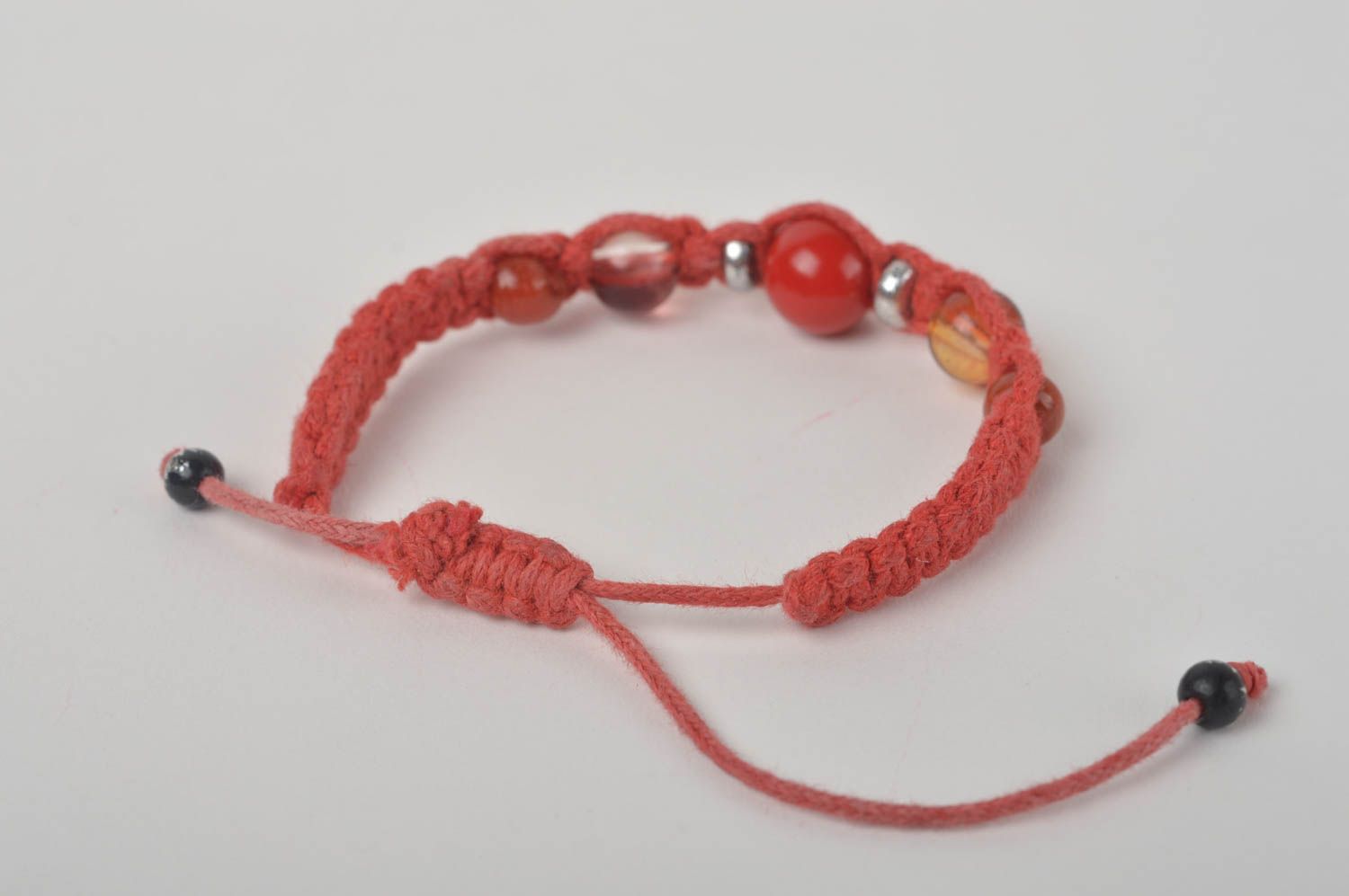 Handmade red beads strand bracelet for girls photo 4