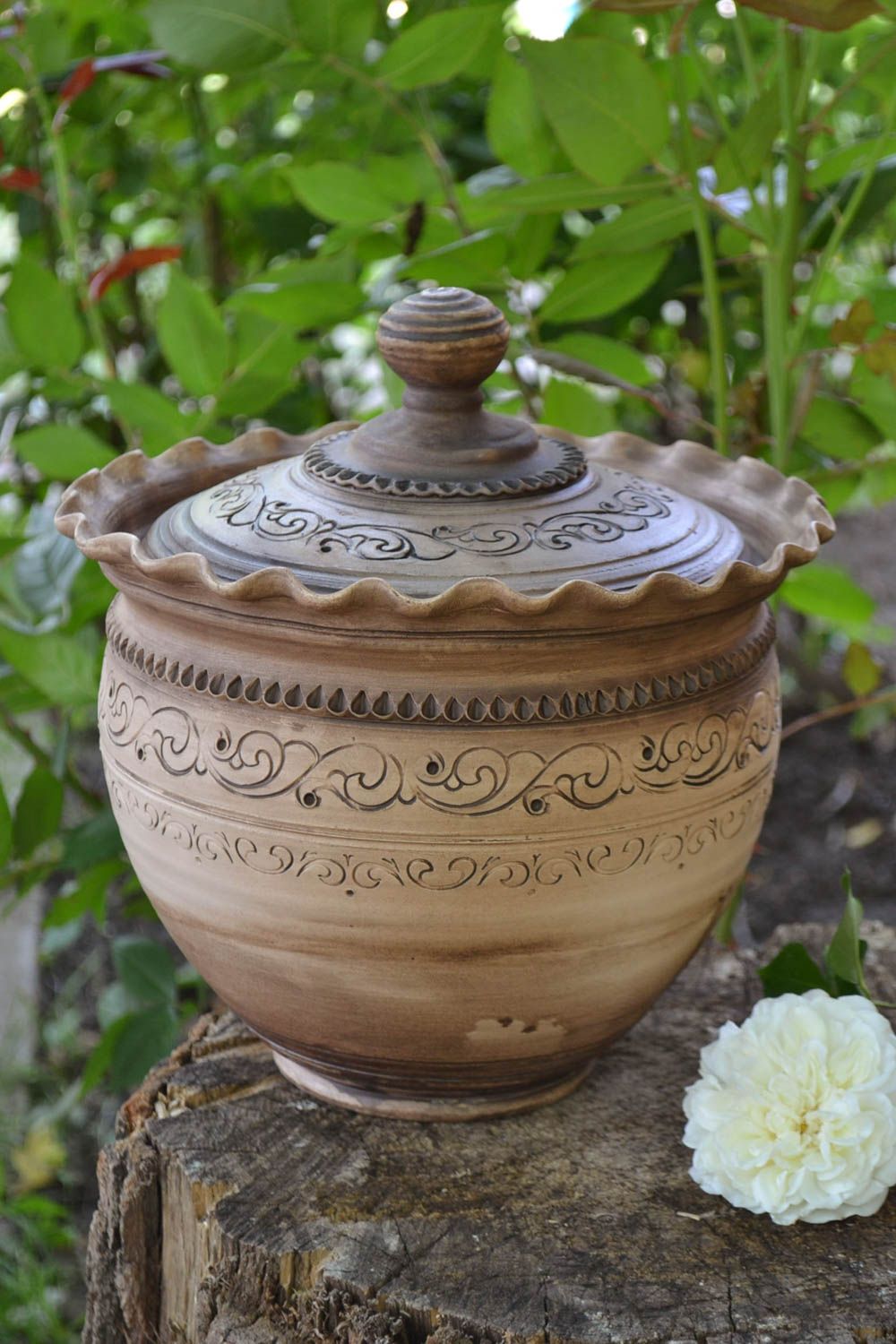 Grand pot en terre cuite avec couvercle ornementé fait main écologique 5 l photo 1