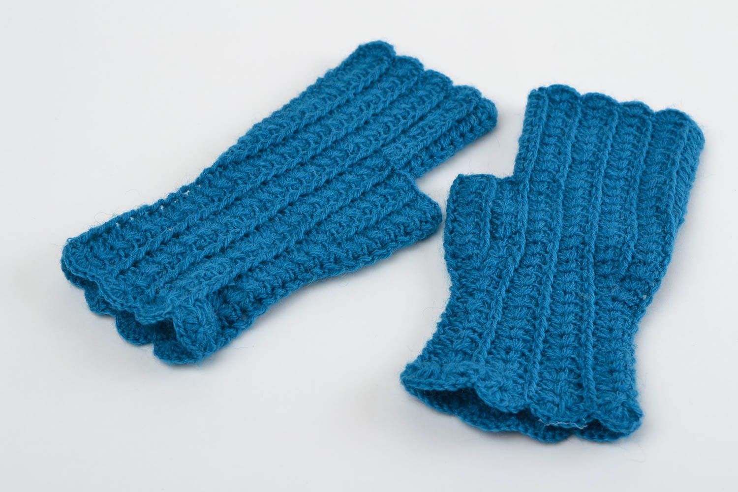 Mitaines femme fait main Mitaines laine tricotées au crochet Accessoire femme photo 3