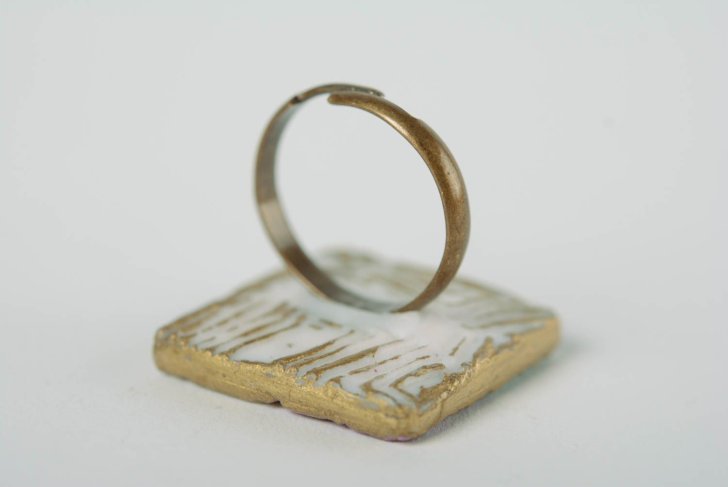Lila Ring aus Polymer Ton mit Bemalung Designer Schmuck handgeamcht foto 5