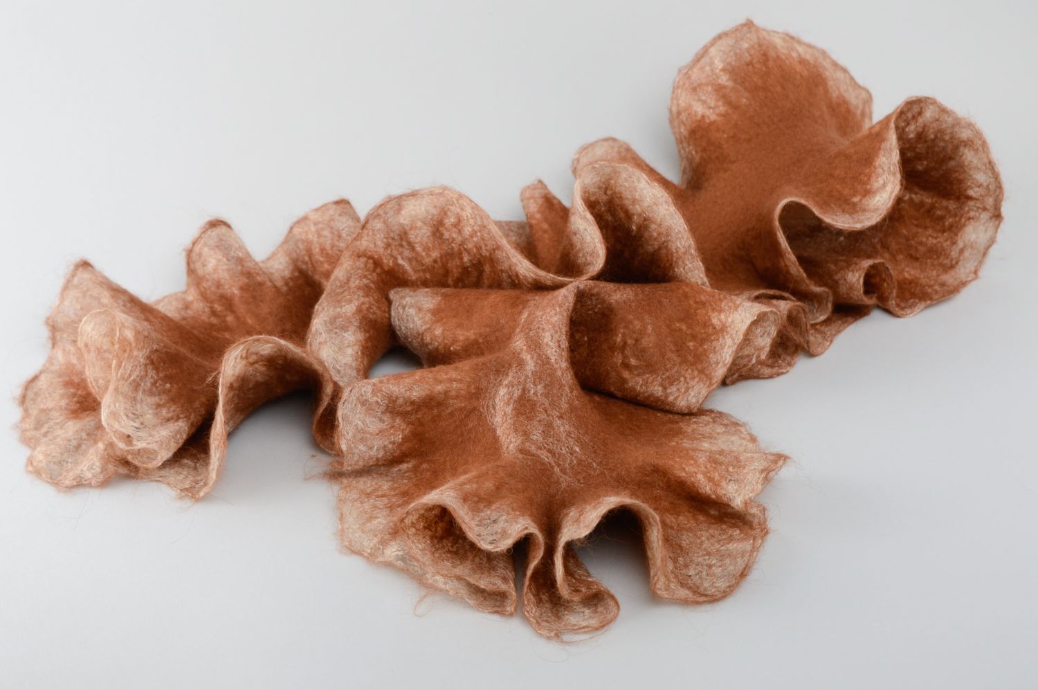 Handmade Schal aus Filz foto 2