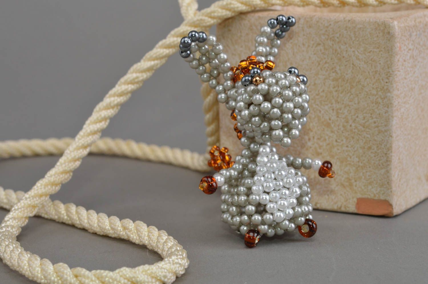 Figurine d'âne en perles de rocaille faite main décoration d'intérieur photo 1