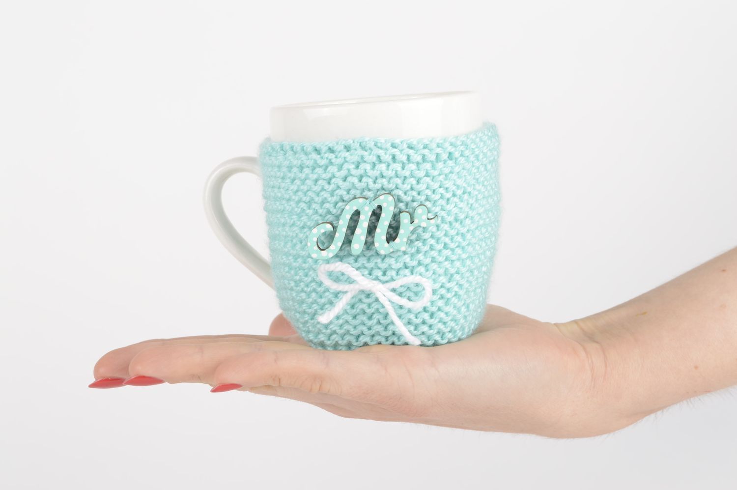 White porcelain medium size tea or coffee cup with knitted cup warmer cover photo 5