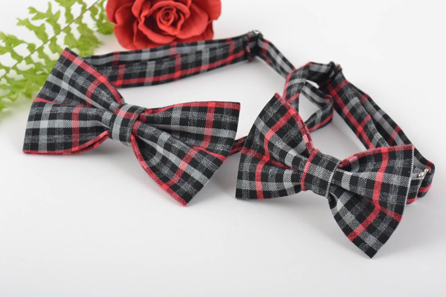 Set of 2 handmade two sided checkered bow ties with straps 490 mm and 430 mm photo 1
