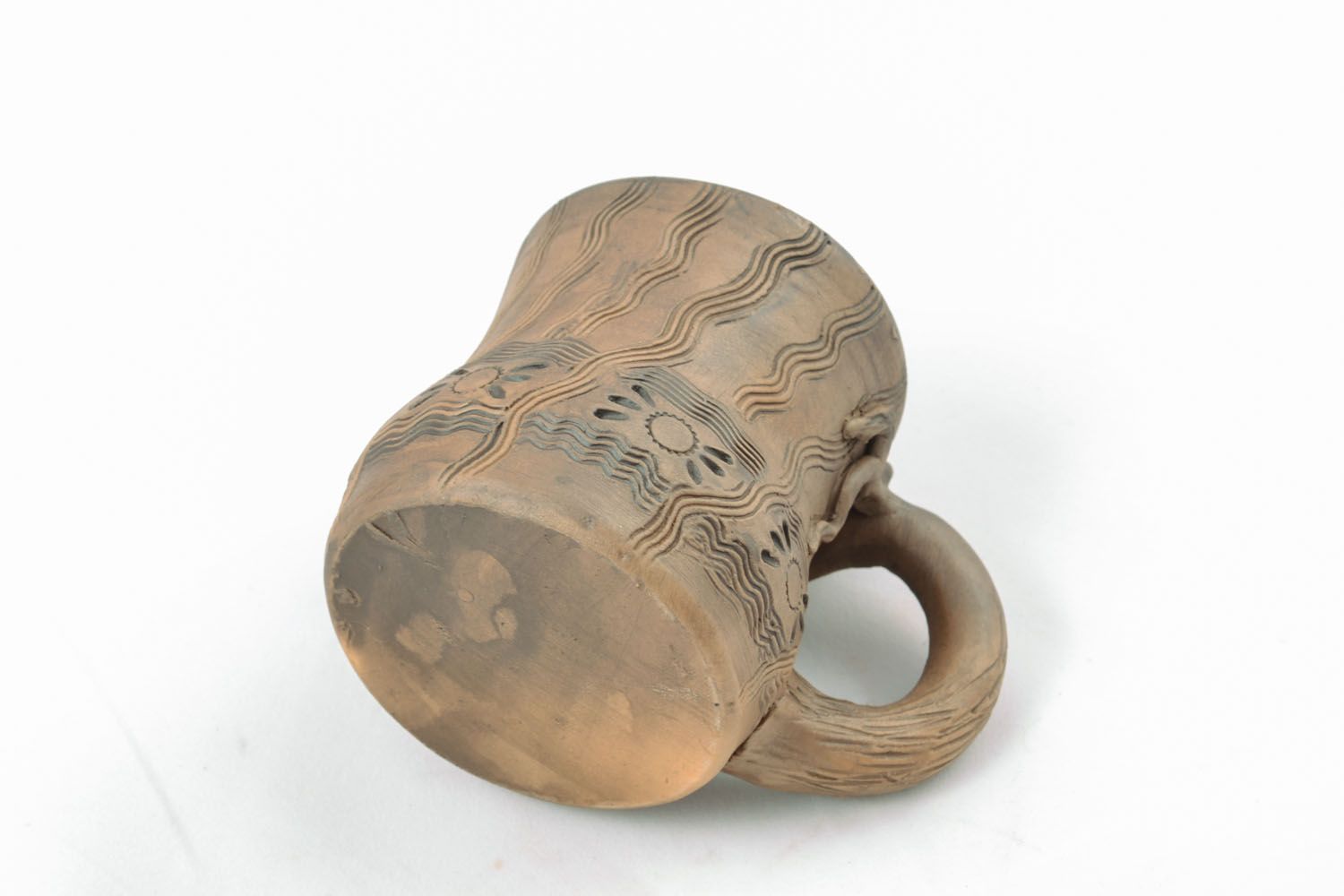 Clay mug with ornament photo 3