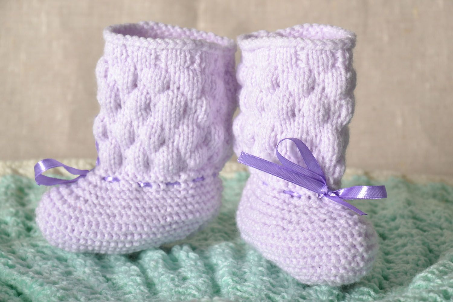 Knitted baby booties photo 1