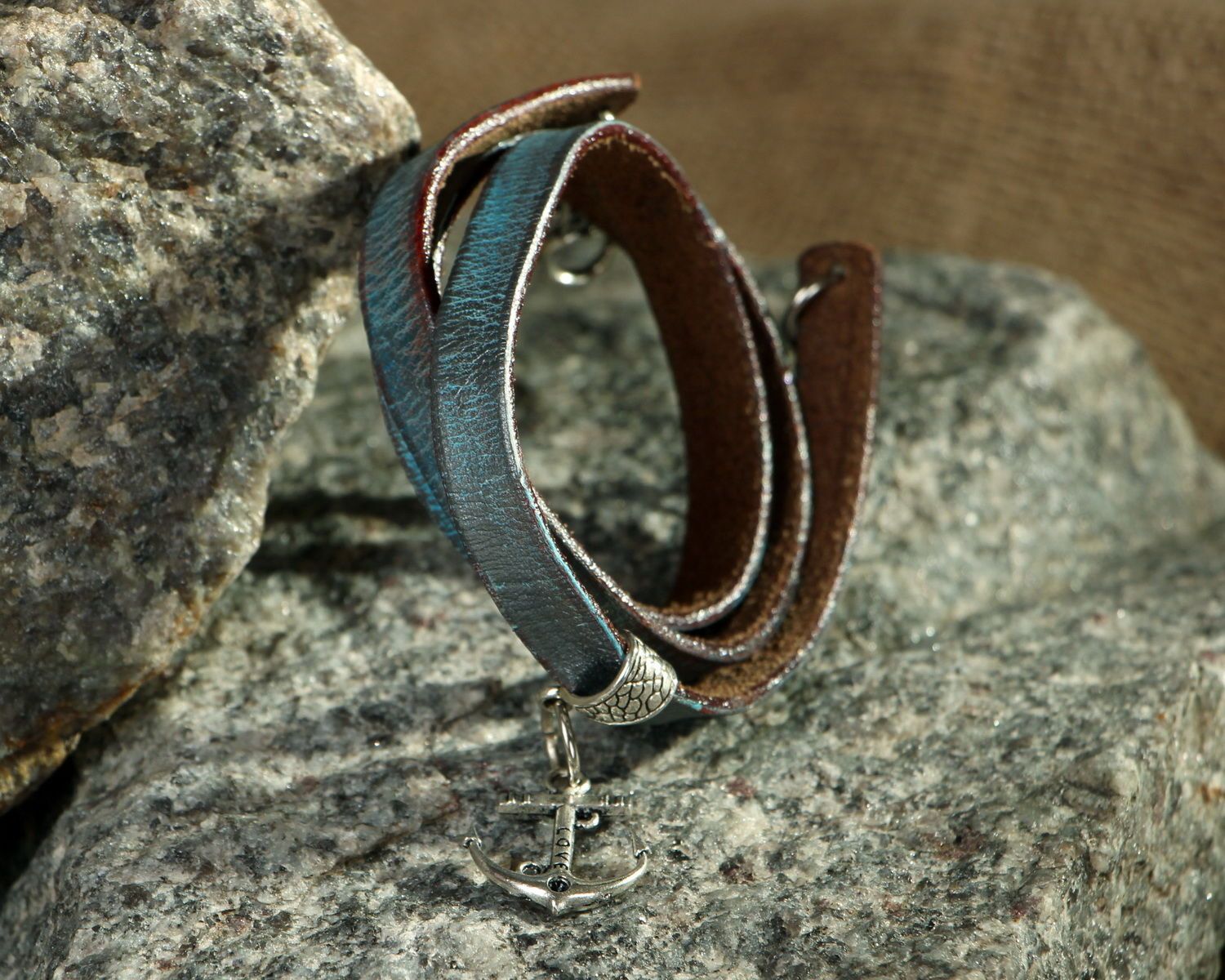 Leather bracelet on the hand in 3 turns photo 1