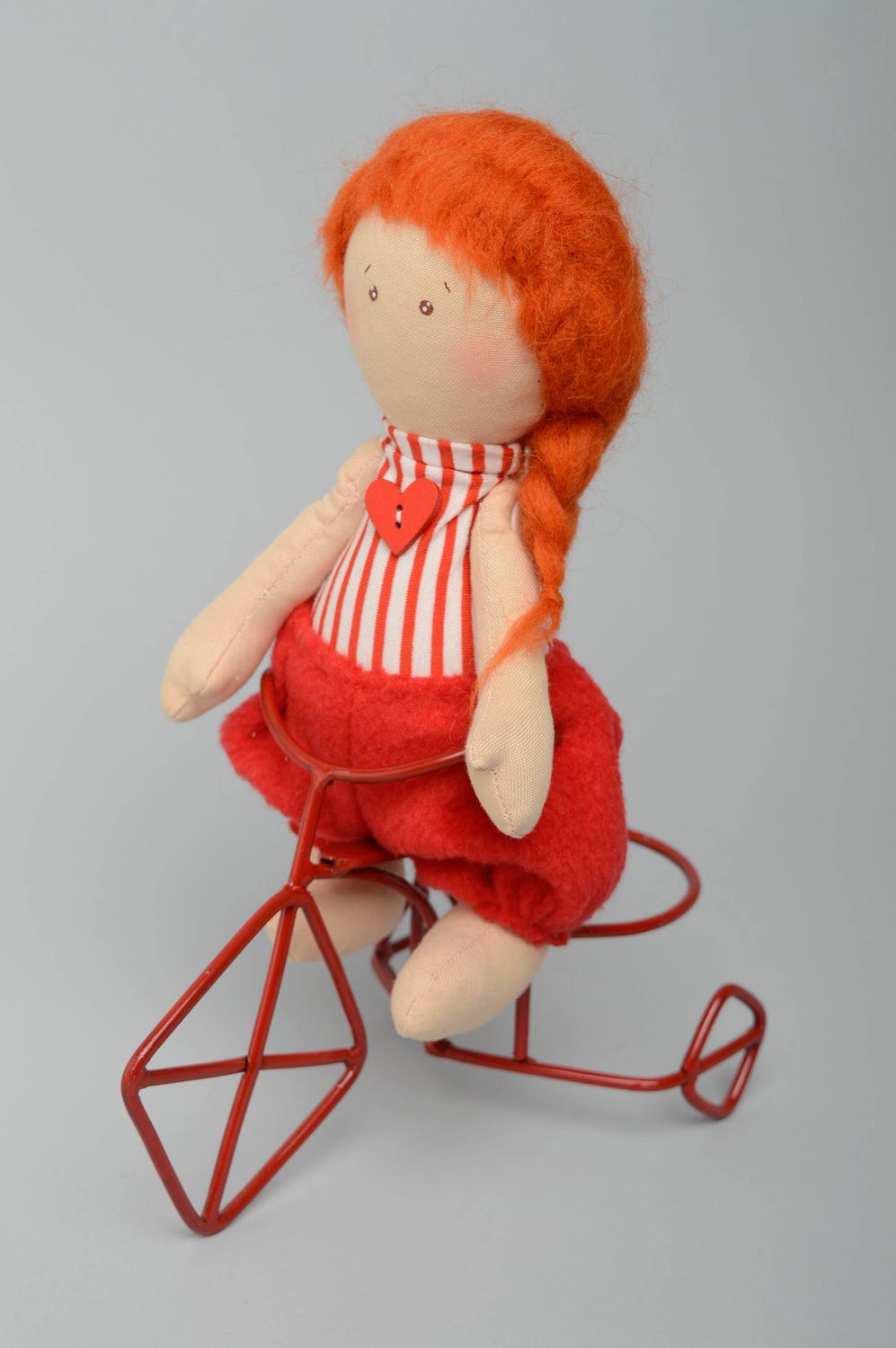 Декоративный велосипед для куклы или интерьера фото 5