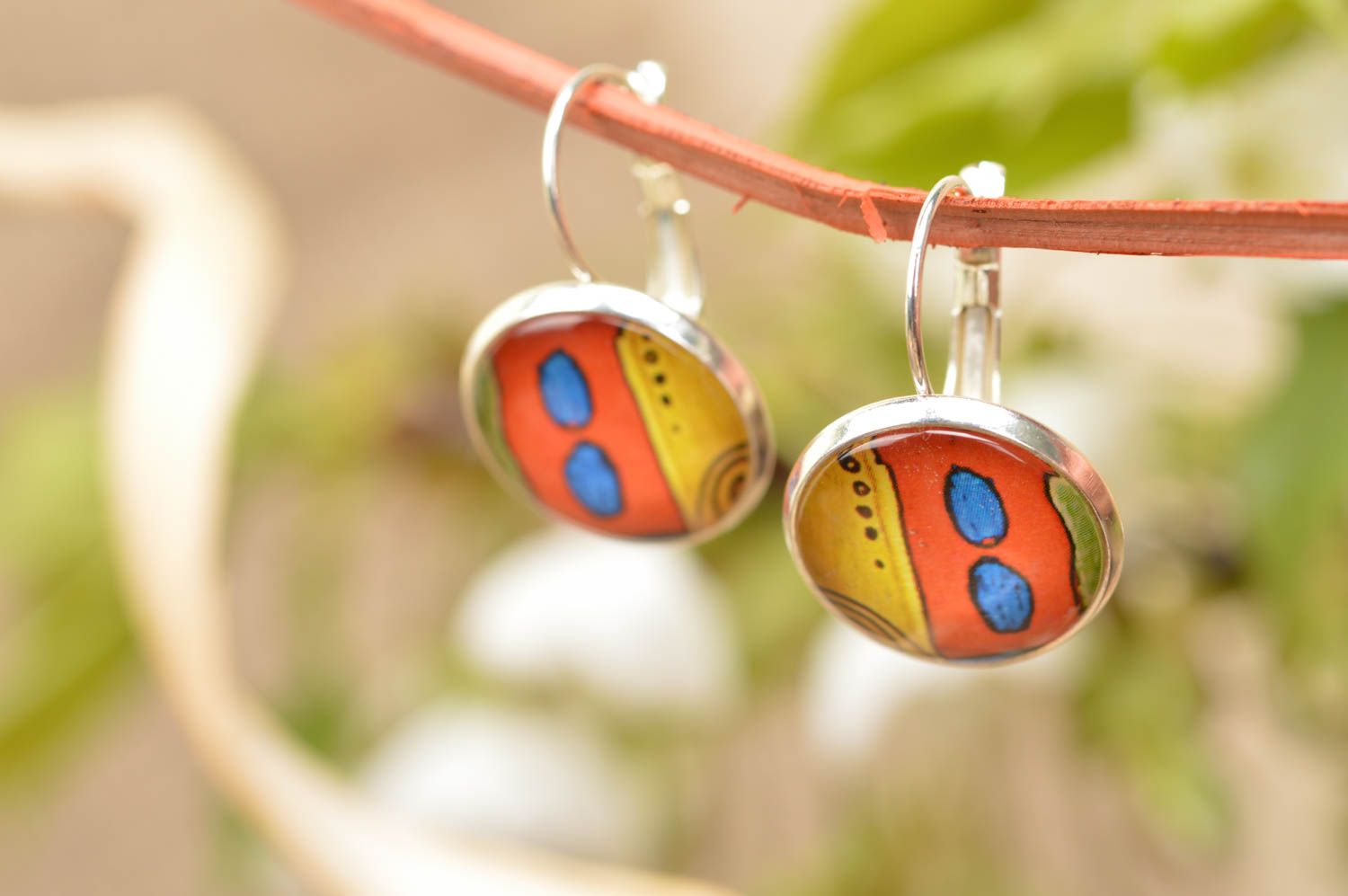 Handmade designer round dangle earrings with bright colorful pattern photo 1