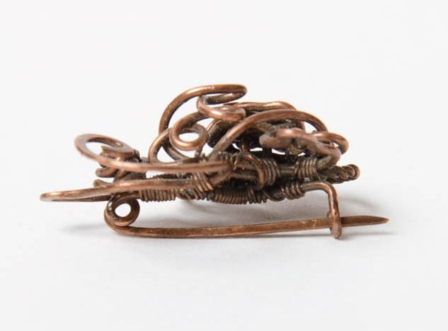 Beautiful unusual interesing stylish tender handmade wire wrapped copper brooch photo 5