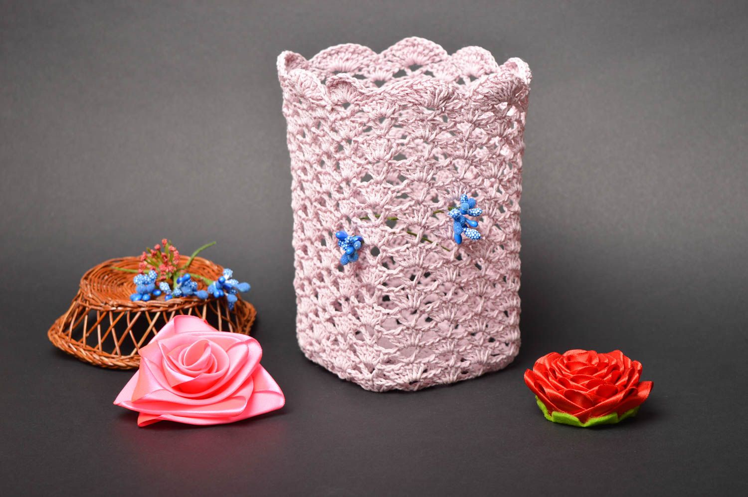 Cache-pot tricot fait main Déco maison rose en coton ajouré Cadeau original photo 1