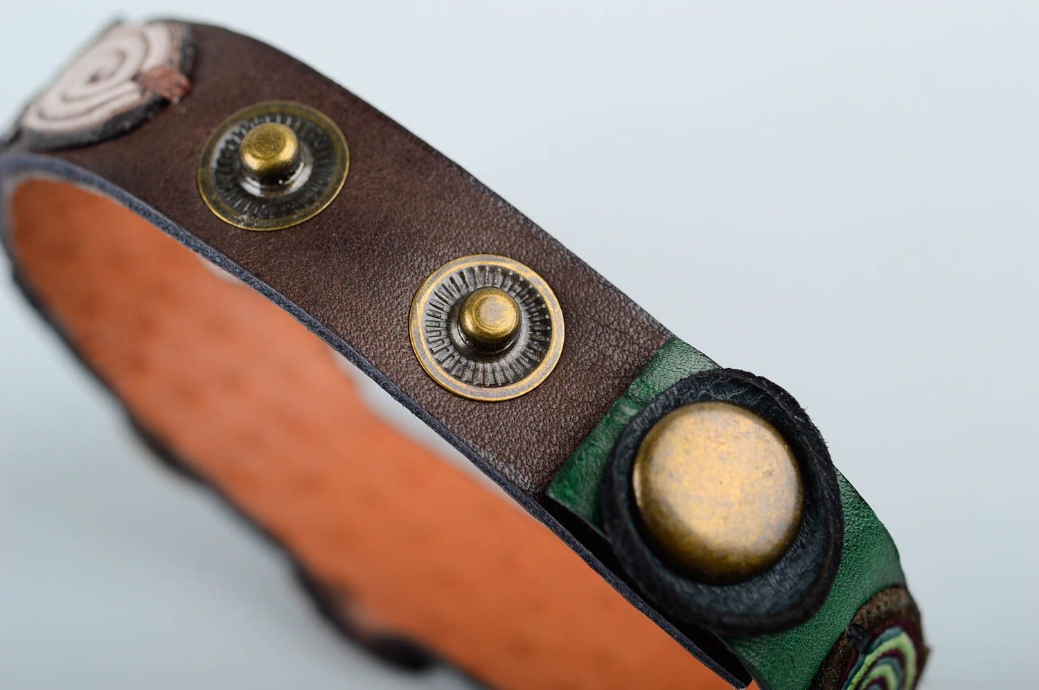 Bracciale in pelle fatto a mano accessorio originale braccialetto di tendenza foto 5