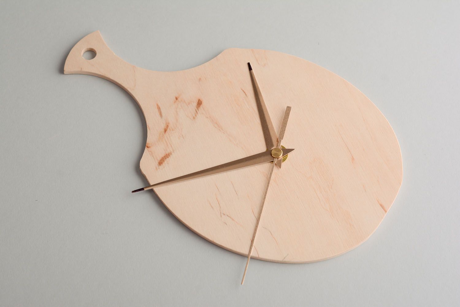 Horloge en bois à décorer Raquette de tennis  photo 1