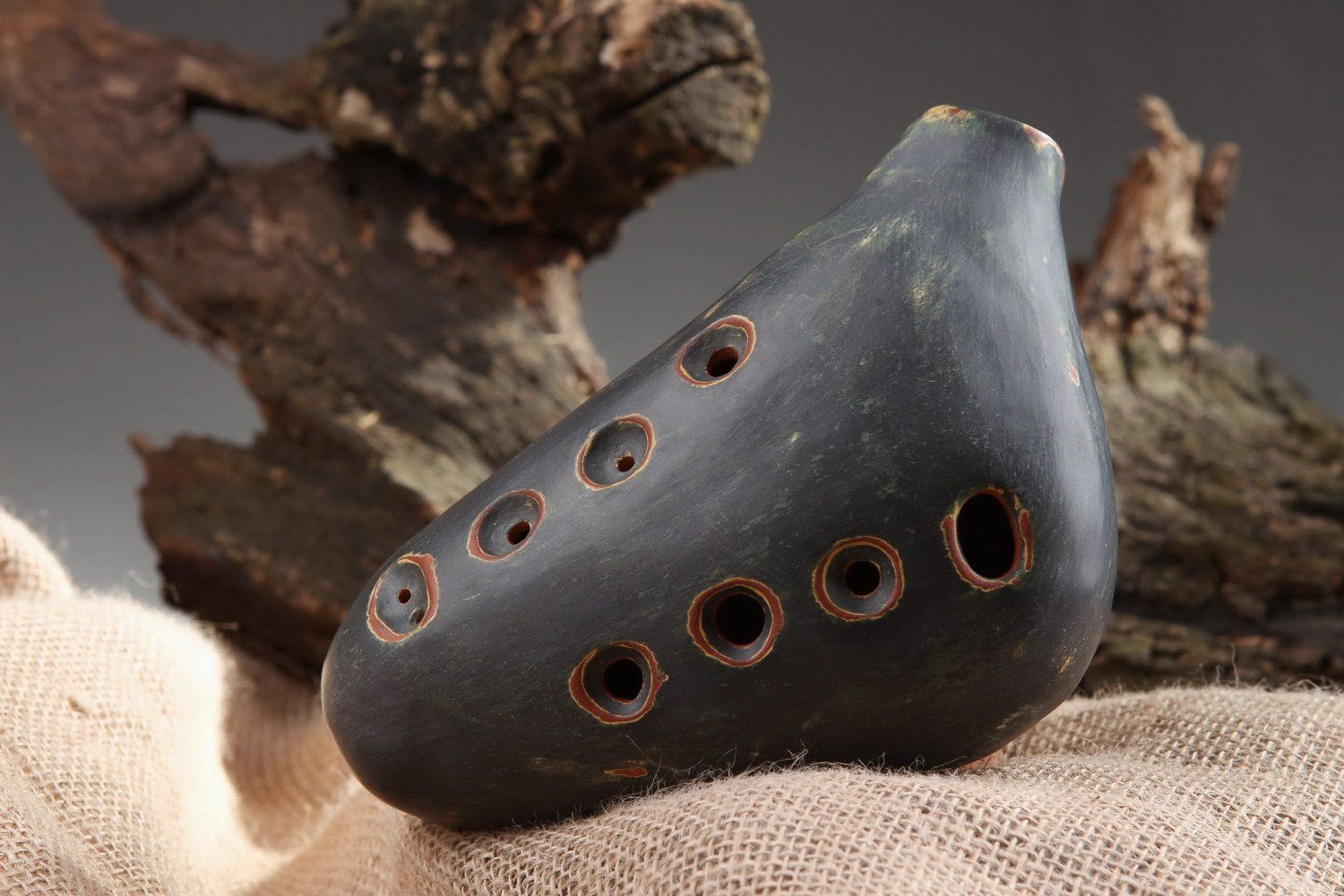 Ocarina, globular flute made of clay with 8 holes photo 1
