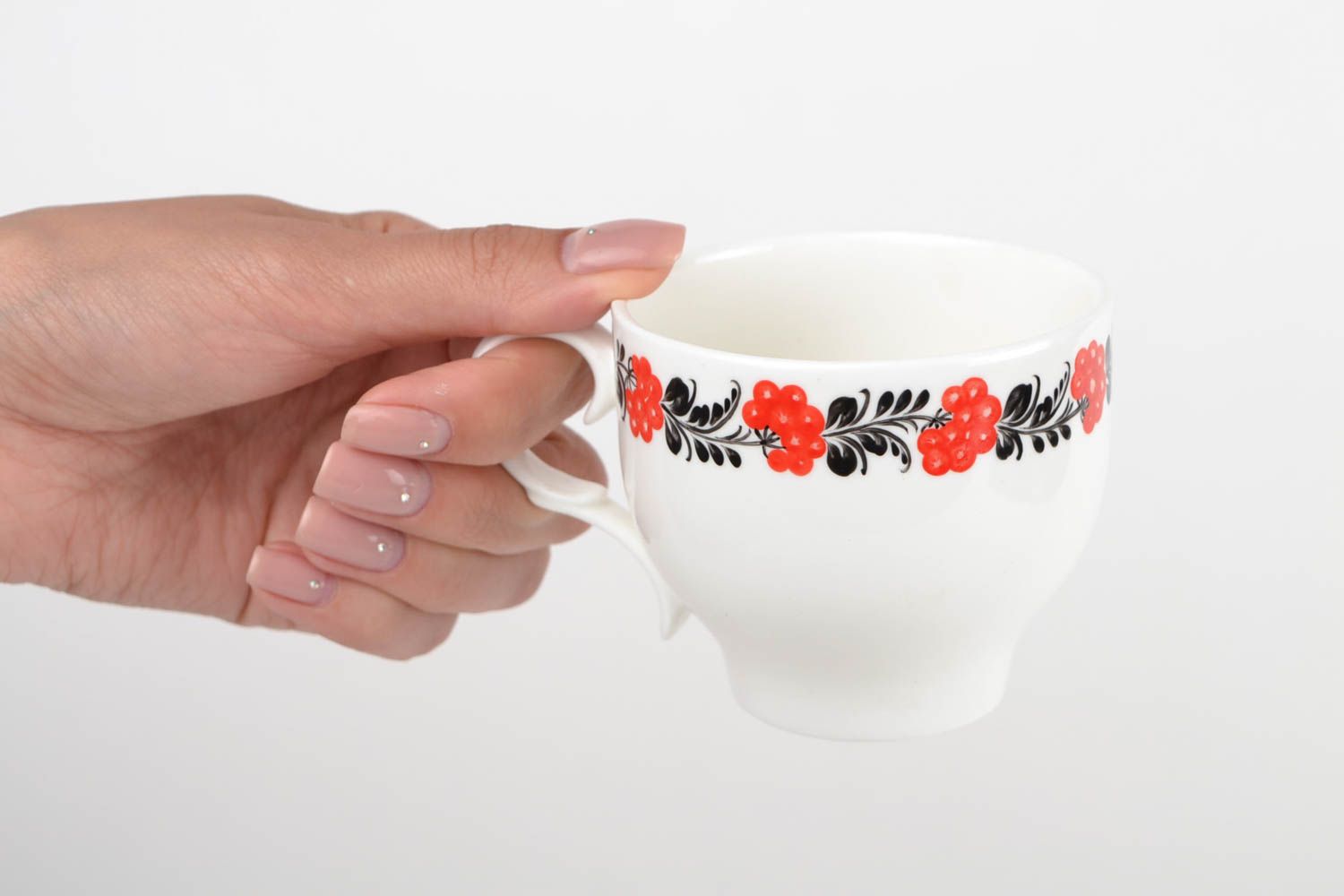 5 oz white ceramic porcelain tea cup with black and red floral pattern in Japanese style photo 2