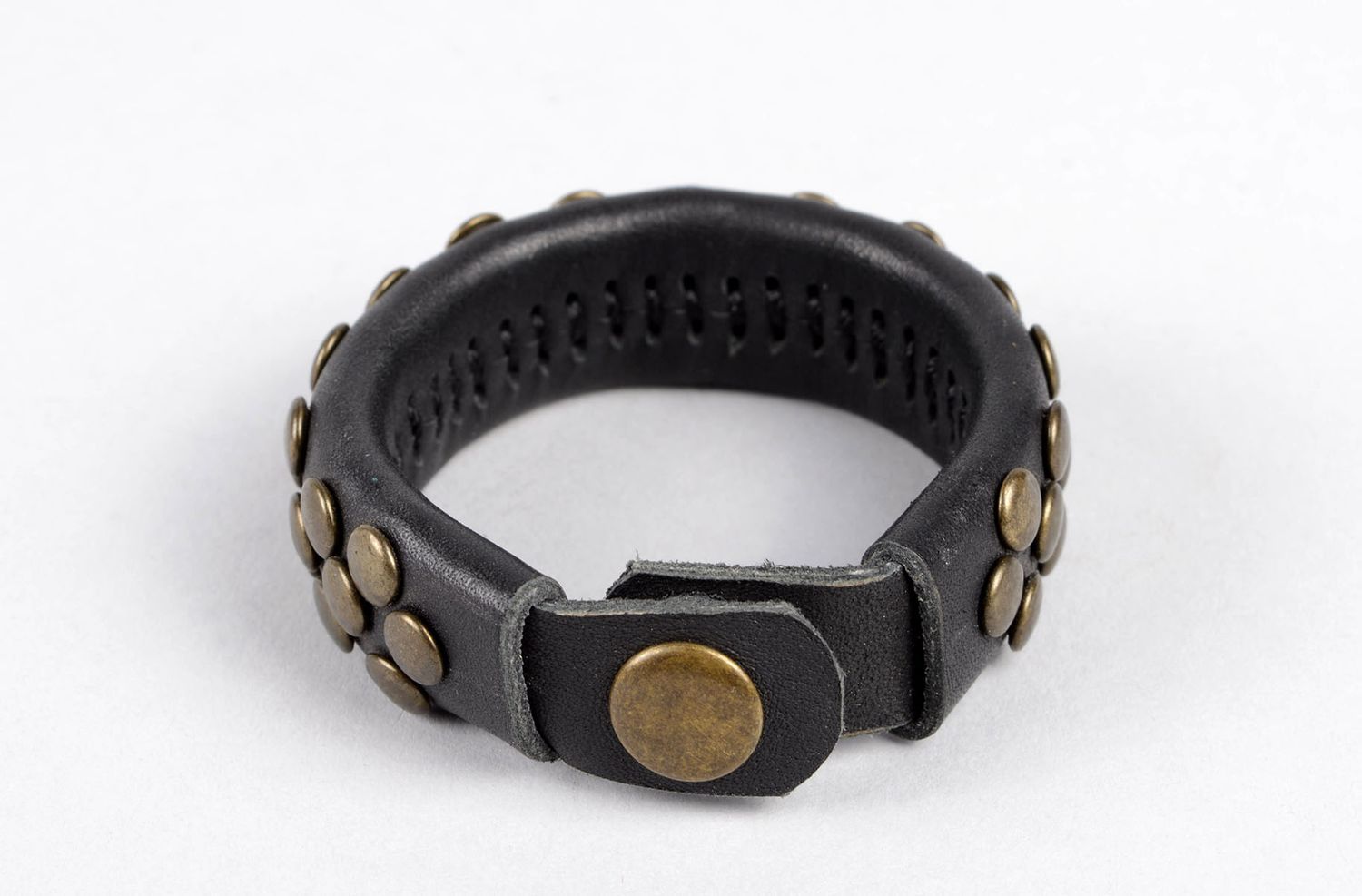 Bracelet en cuir naturel Bijou fait main unisexe avec rivets Cadeau original photo 3