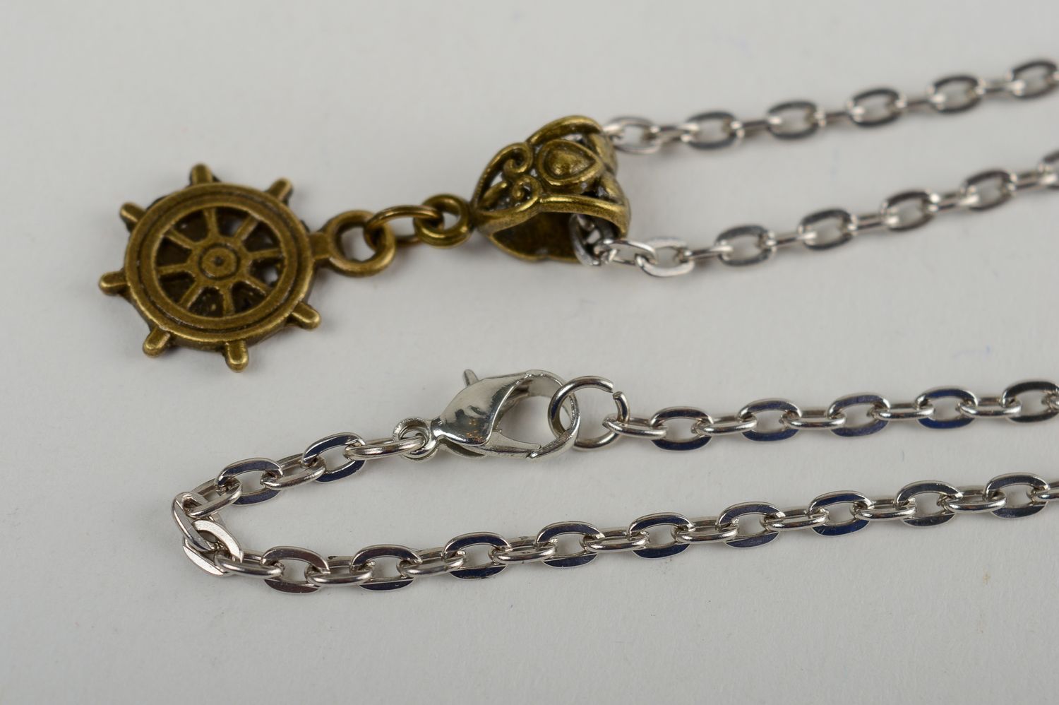 Handmade pendant fashionable accessories women metal pendant with steering wheel photo 4