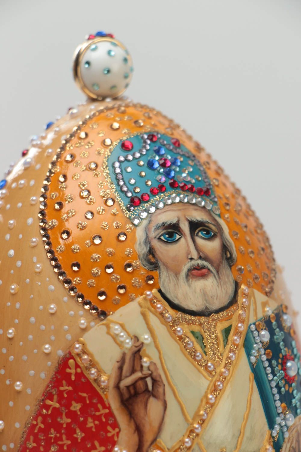 Bemaltes Osterei aus Holz mit Ikone Nikolaus von Myra handmade mit Ständer foto 3