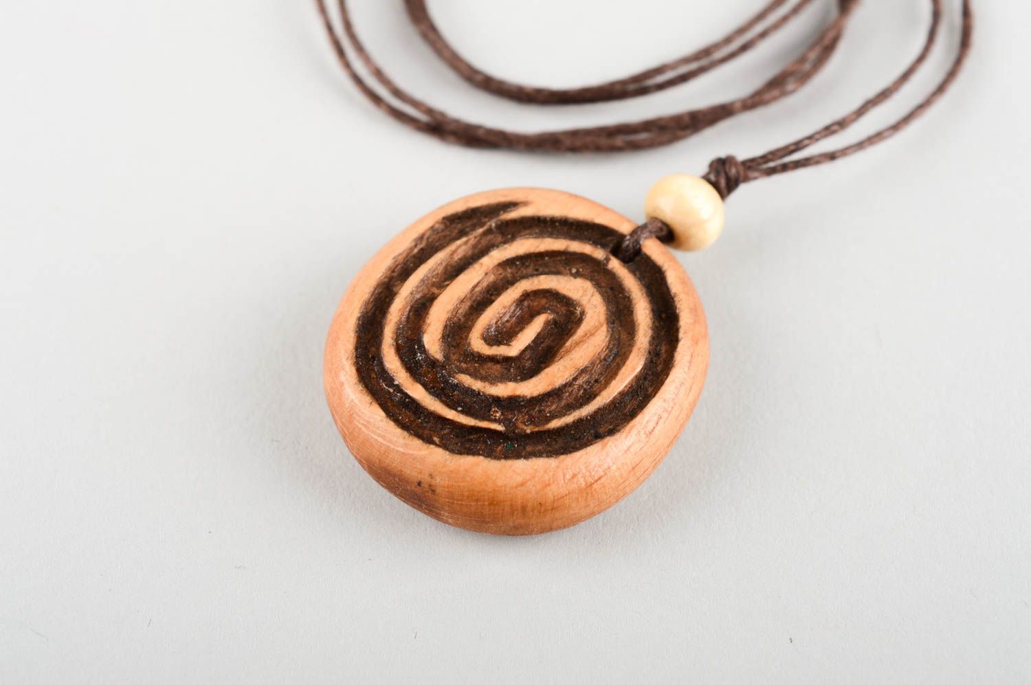 Handmade neck pendant stylish wooden pendant ideas costume jewelry designs photo 3