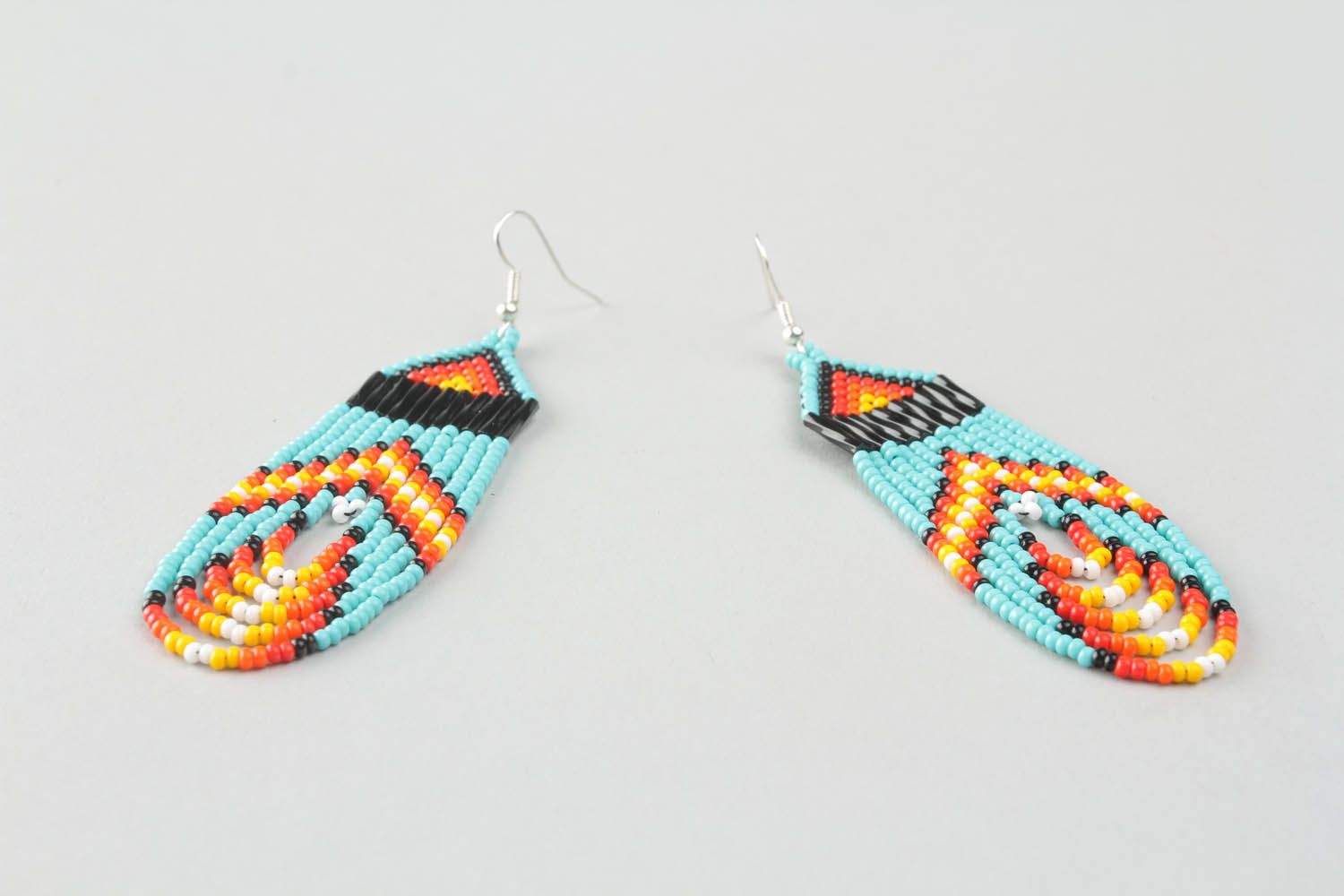Multicolored beaded earrings photo 4