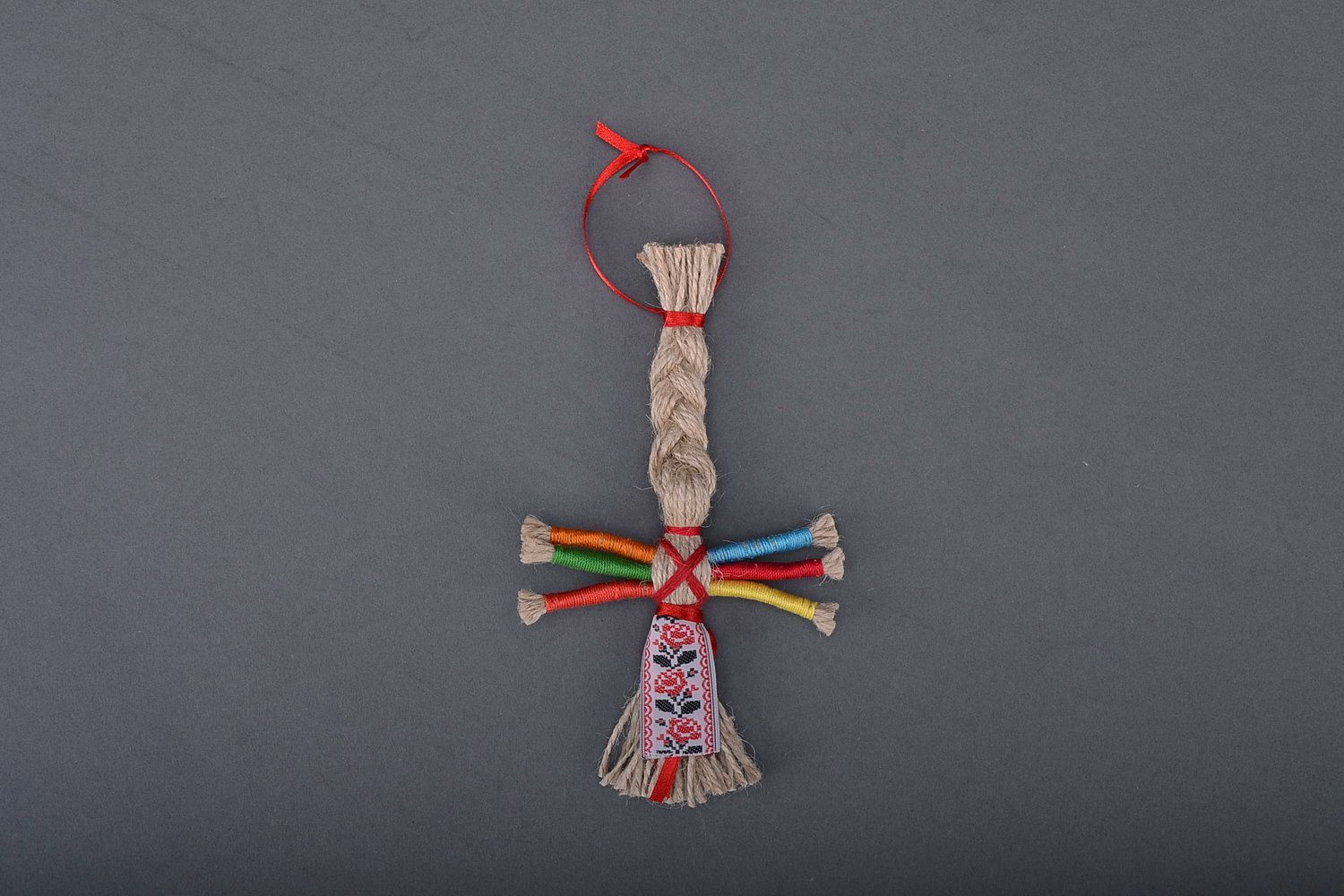 Bambola etnica di laccio fatta a mano amuleto talismano giocattolo slavo foto 1